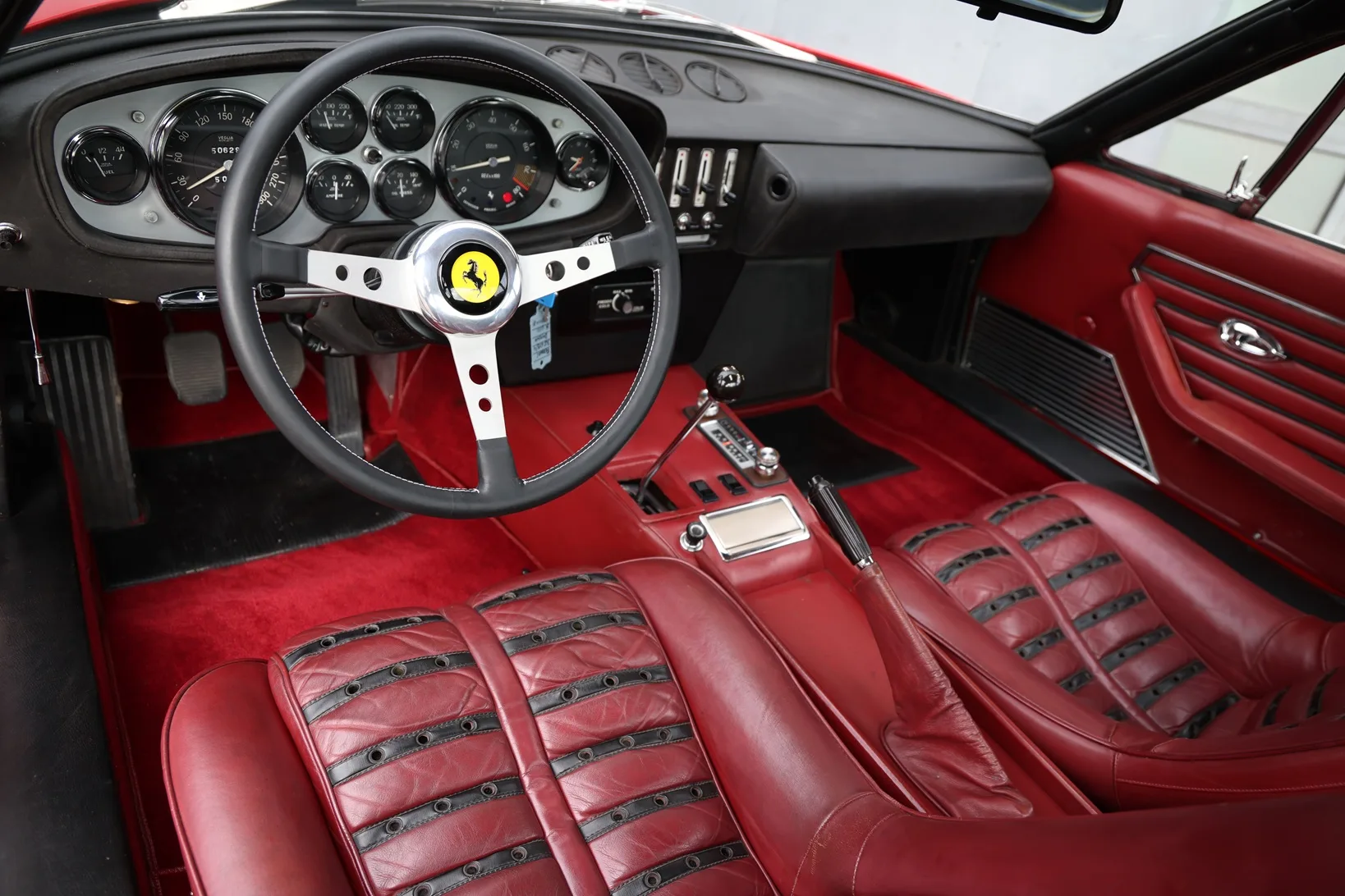 1970 Ferrari 365 GTB/4 Daytona, 30/30
