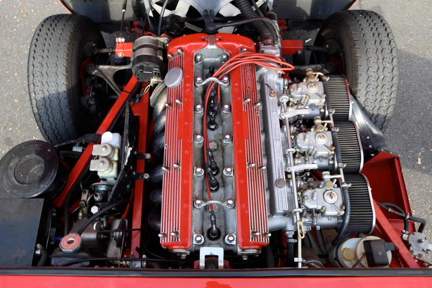 1970 Jaguar E-Type Series 2 4.2 Roadster, 5/30
