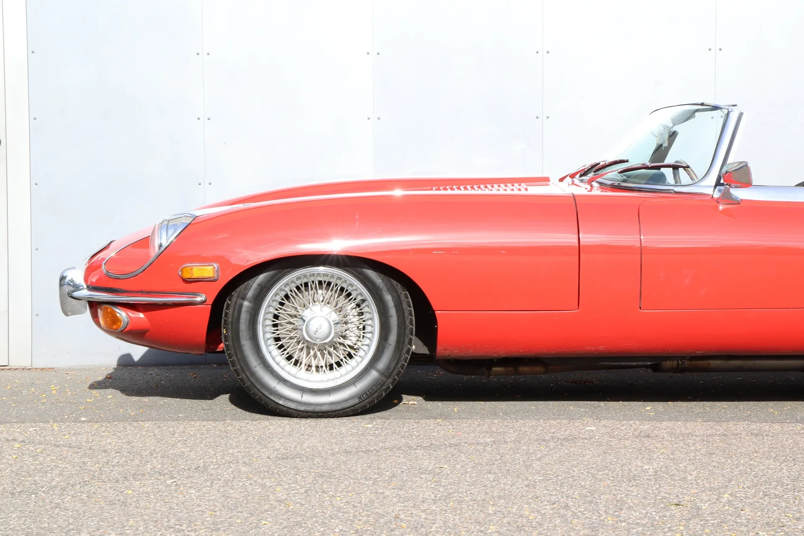 1970 Jaguar E-Type Series 2 4.2 Roadster, 14/30