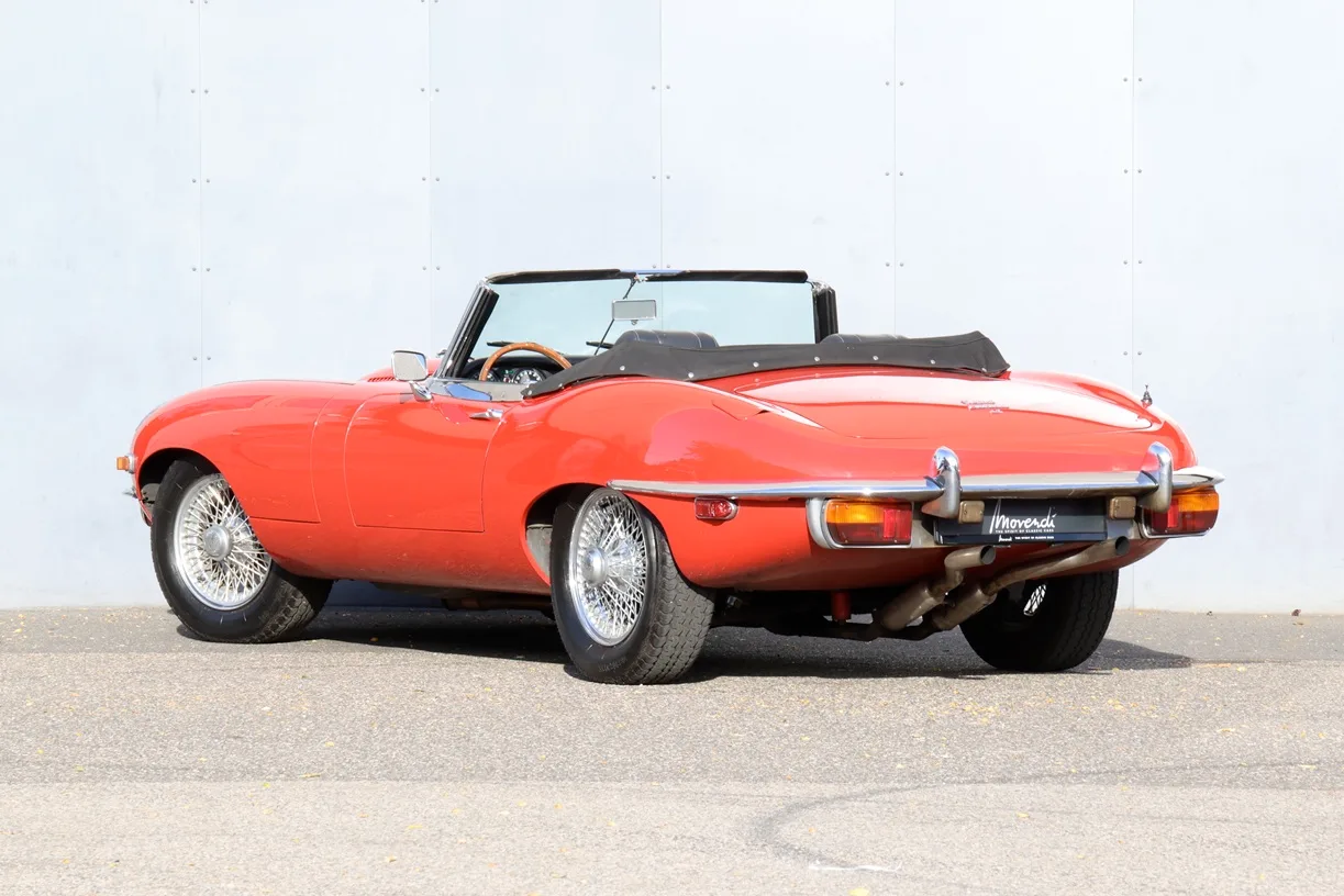 1970 Jaguar E-Type Series 2 4.2 Roadster, 22/30
