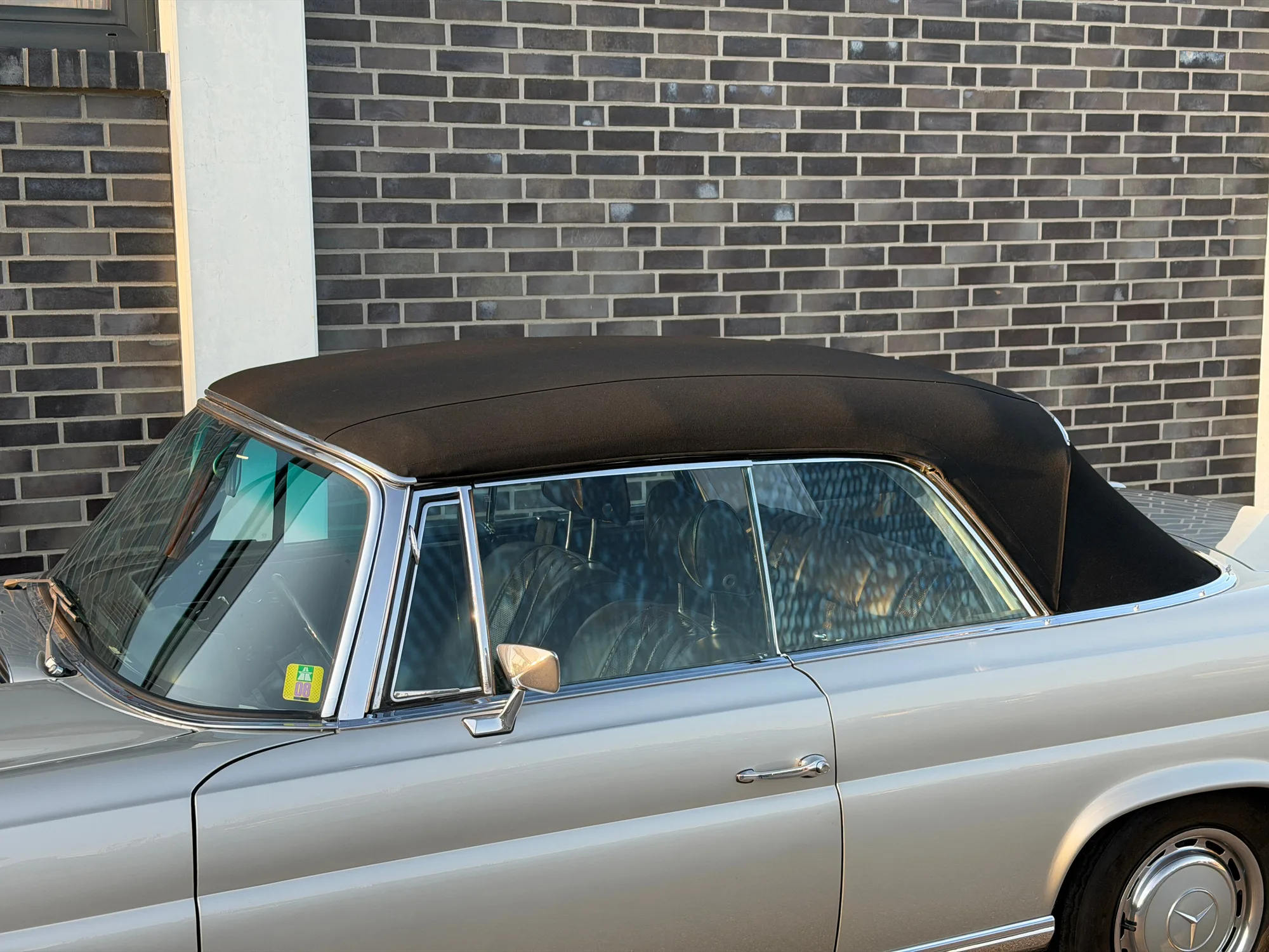 1970 Mercedes-Benz 280 SE 3.5 Cabriolet, 8/30