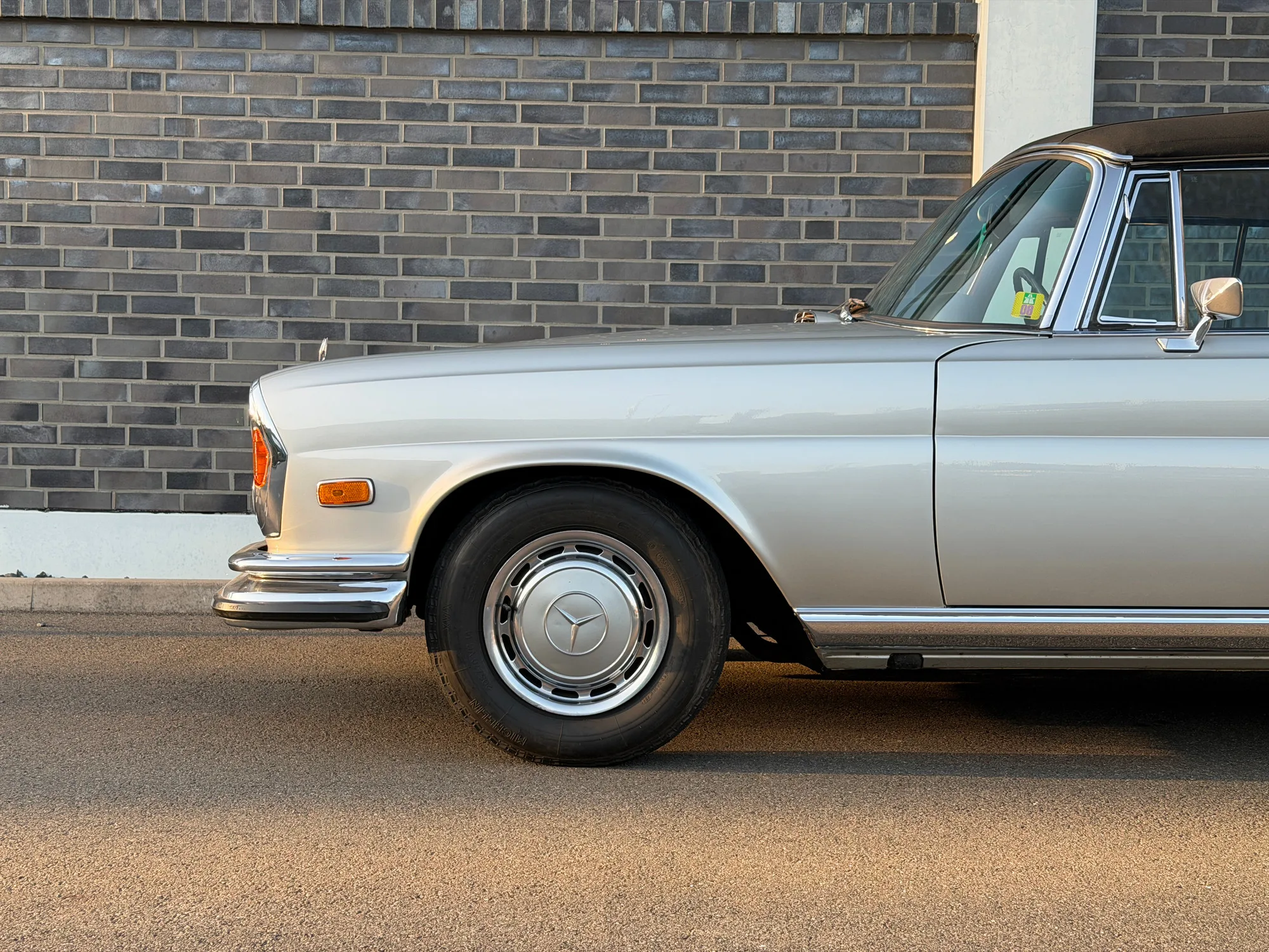 1970 Mercedes-Benz 280 SE 3.5 Cabriolet, 9/30