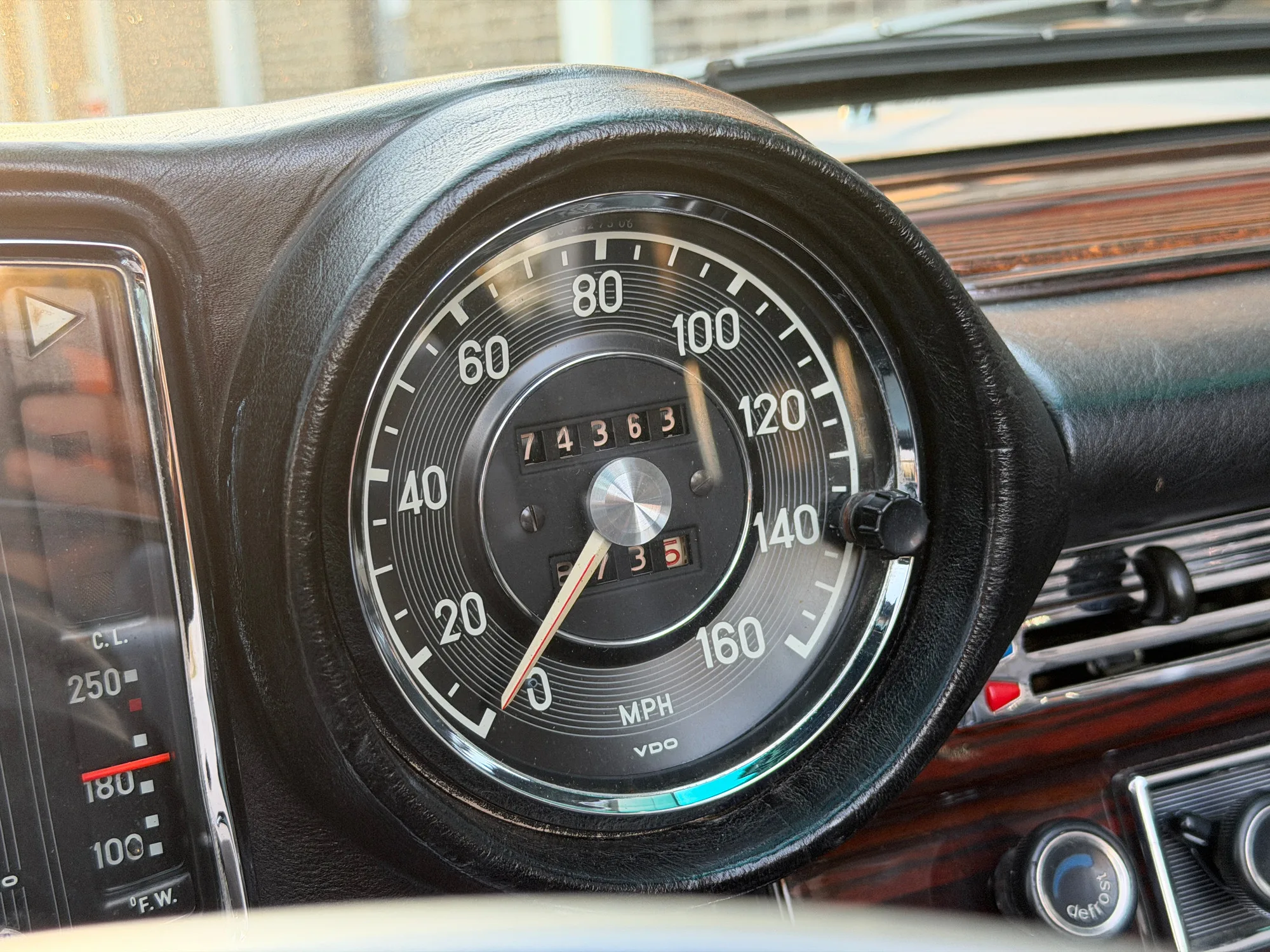1970 Mercedes-Benz 280 SE 3.5 Cabriolet, 23/30