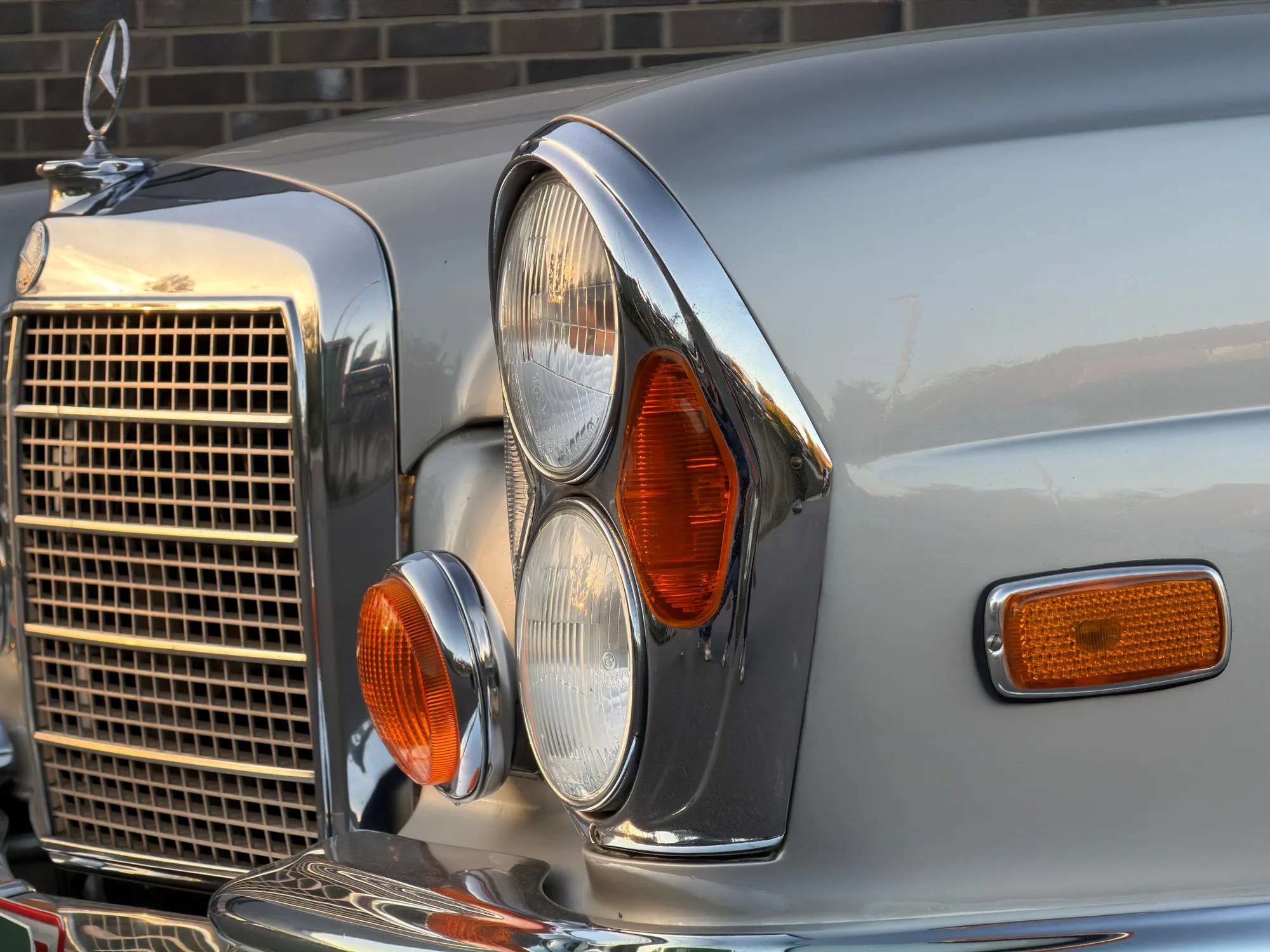 1970 Mercedes-Benz 280 SE 3.5 Cabriolet, 28/30