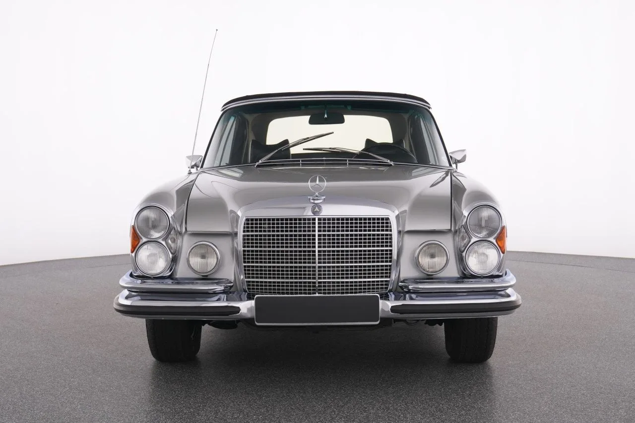 1970 Mercedes-Benz 280 SE 3.5 Cabriolet, 2/30