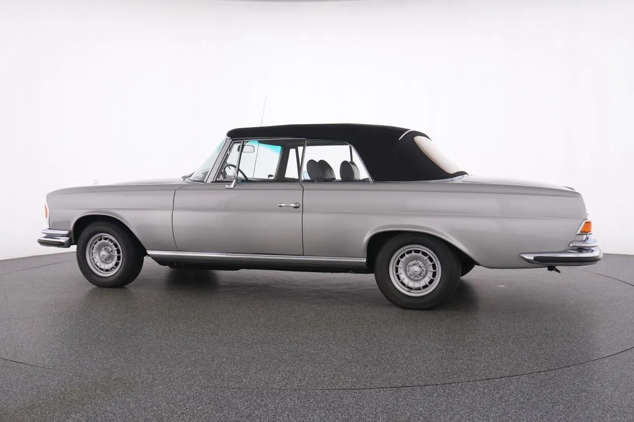 1970 Mercedes-Benz 280 SE 3.5 Cabriolet, 6/30