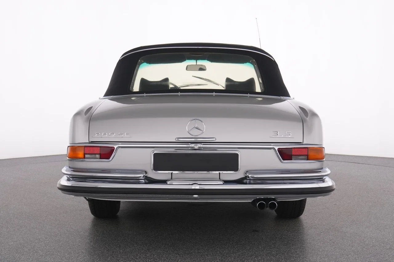 1970 Mercedes-Benz 280 SE 3.5 Cabriolet, 9/30