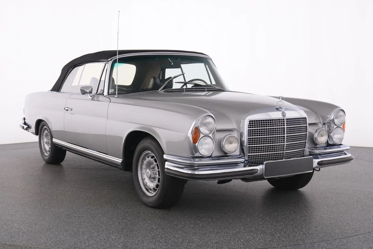 1970 Mercedes-Benz 280 SE 3.5 Cabriolet, 16/30