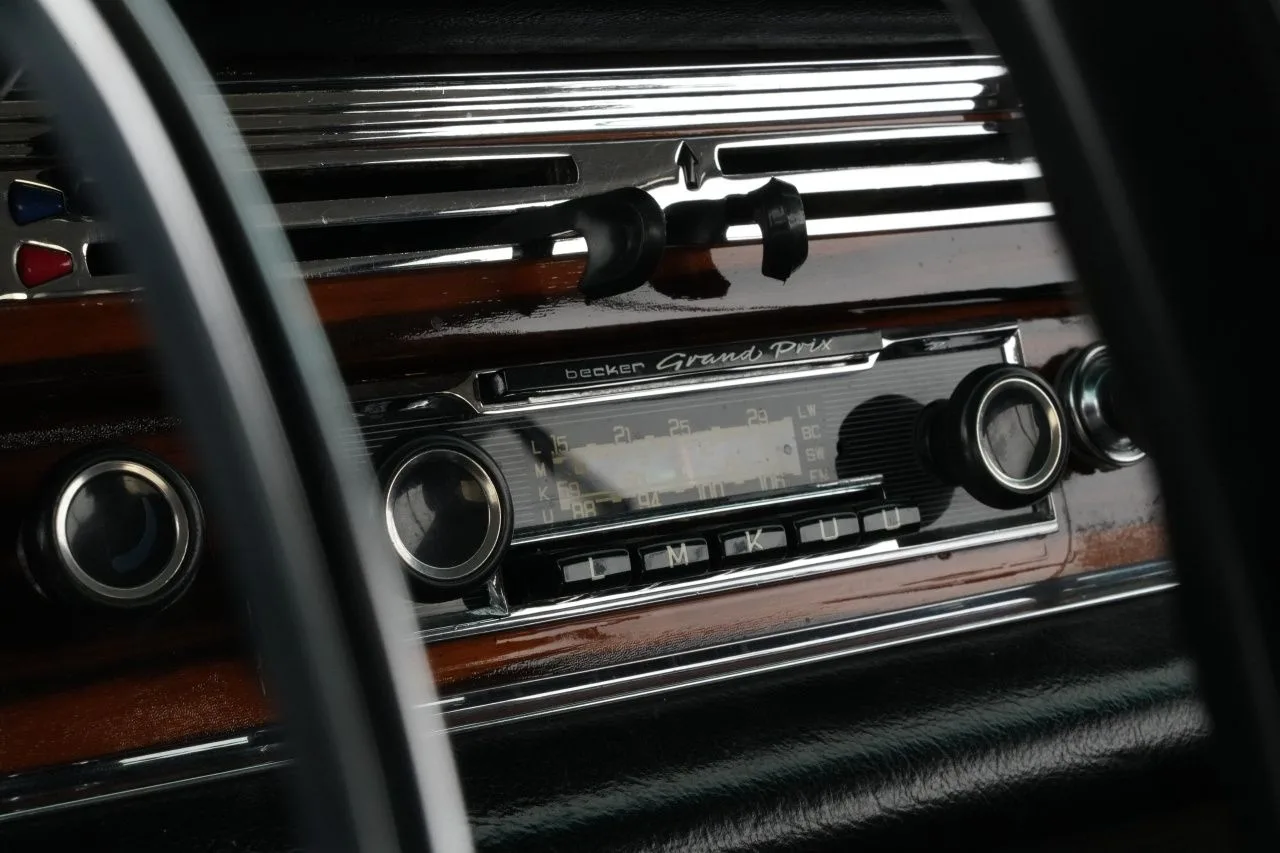 1970 Mercedes-Benz 280 SE 3.5 Cabriolet, 21/30