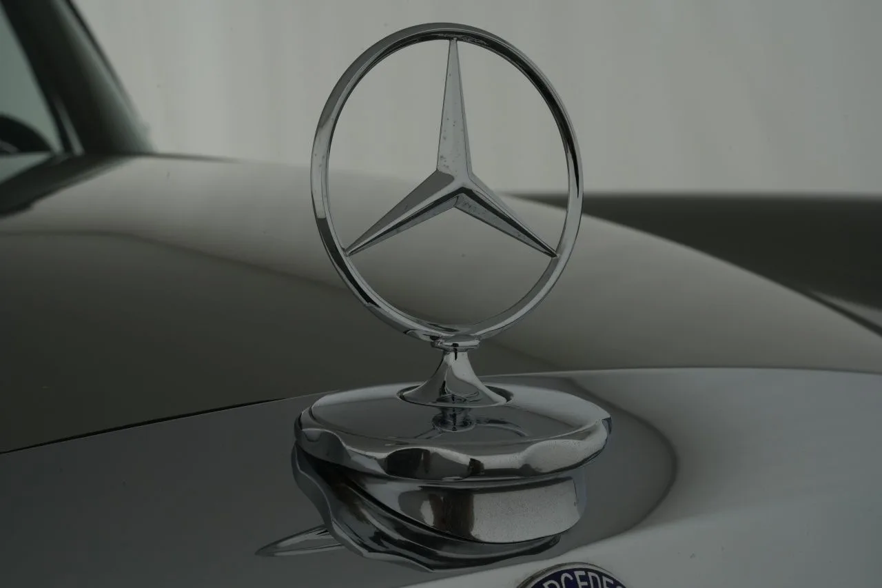 1970 Mercedes-Benz 280 SE 3.5 Cabriolet, 30/30