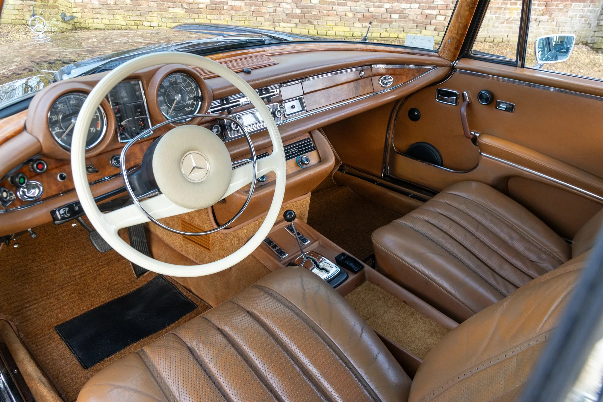 1970 Mercedes-Benz 280 SE 3.5 Coupé Flachkühler, 3/30