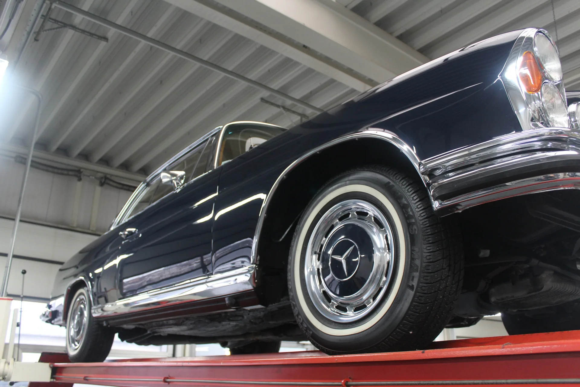 1970 Mercedes-Benz 280 SE 3.5 Coupé Flachkühler, 10/30