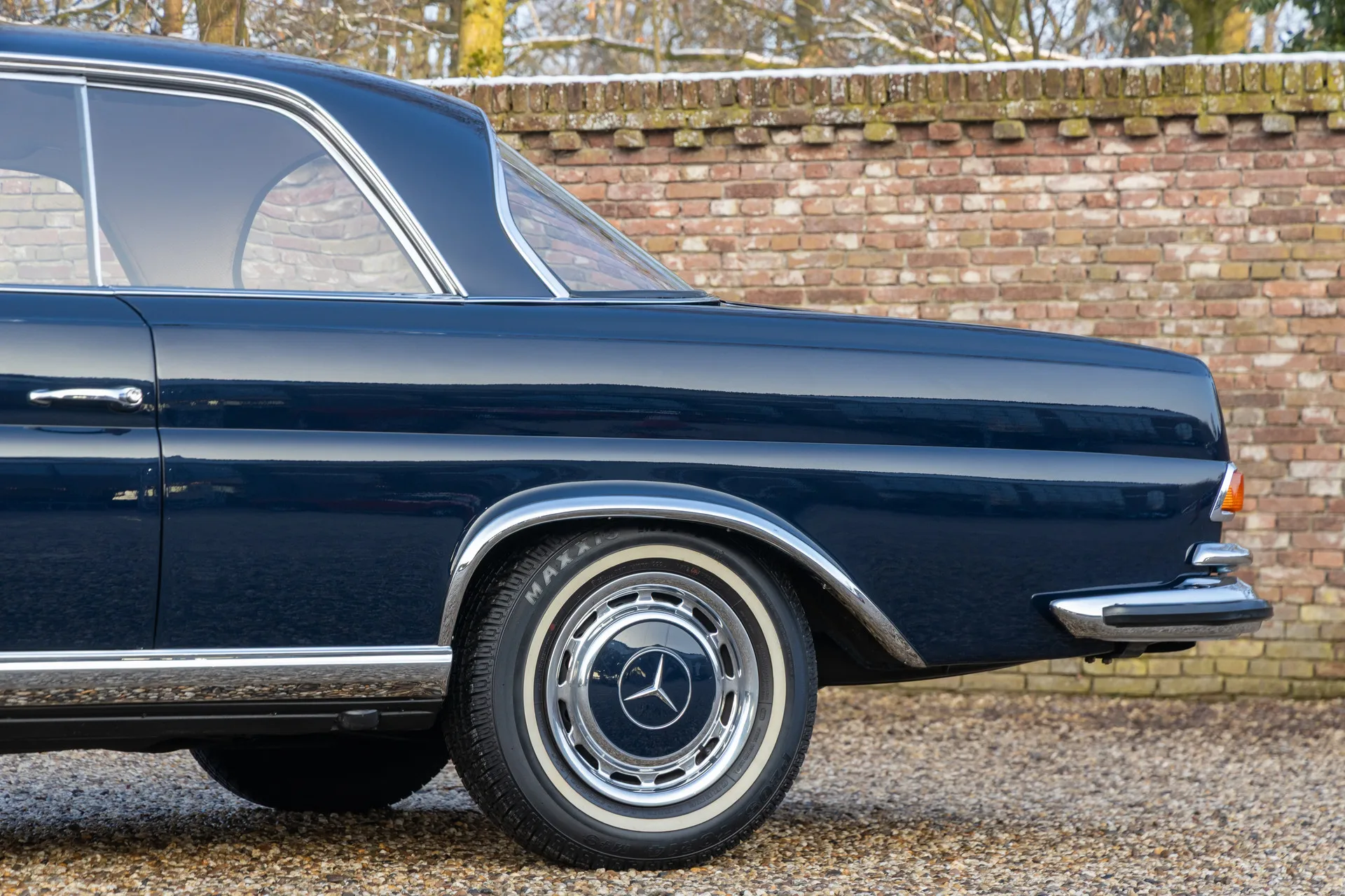 1970 Mercedes-Benz 280 SE 3.5 Coupé Flachkühler, 15/30