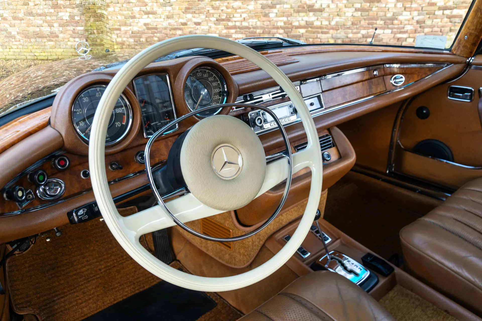 1970 Mercedes-Benz 280 SE 3.5 Coupé Flachkühler, 16/30