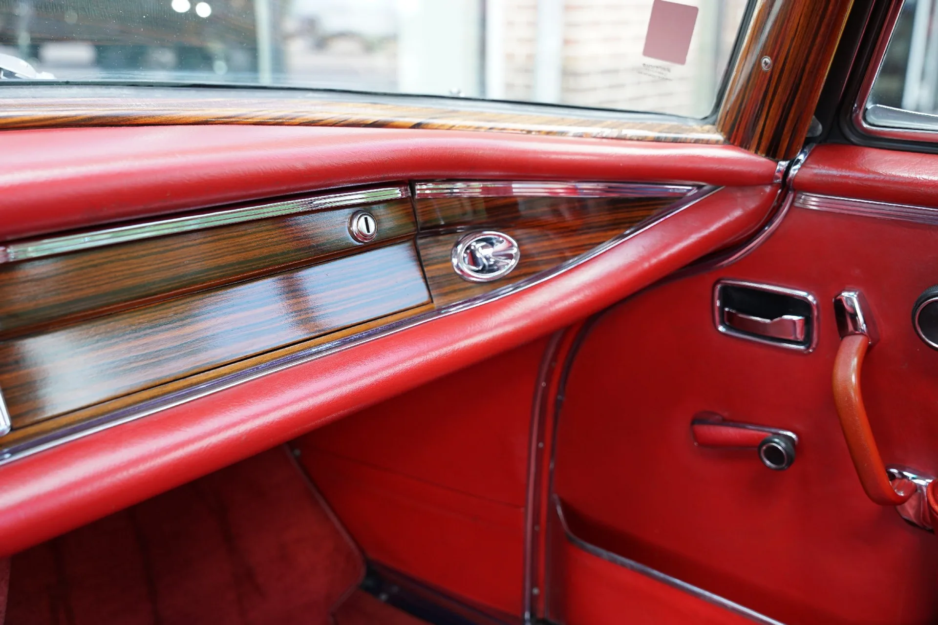 1970 Mercedes-Benz 280 SE 3.5 Coupé, 11/30