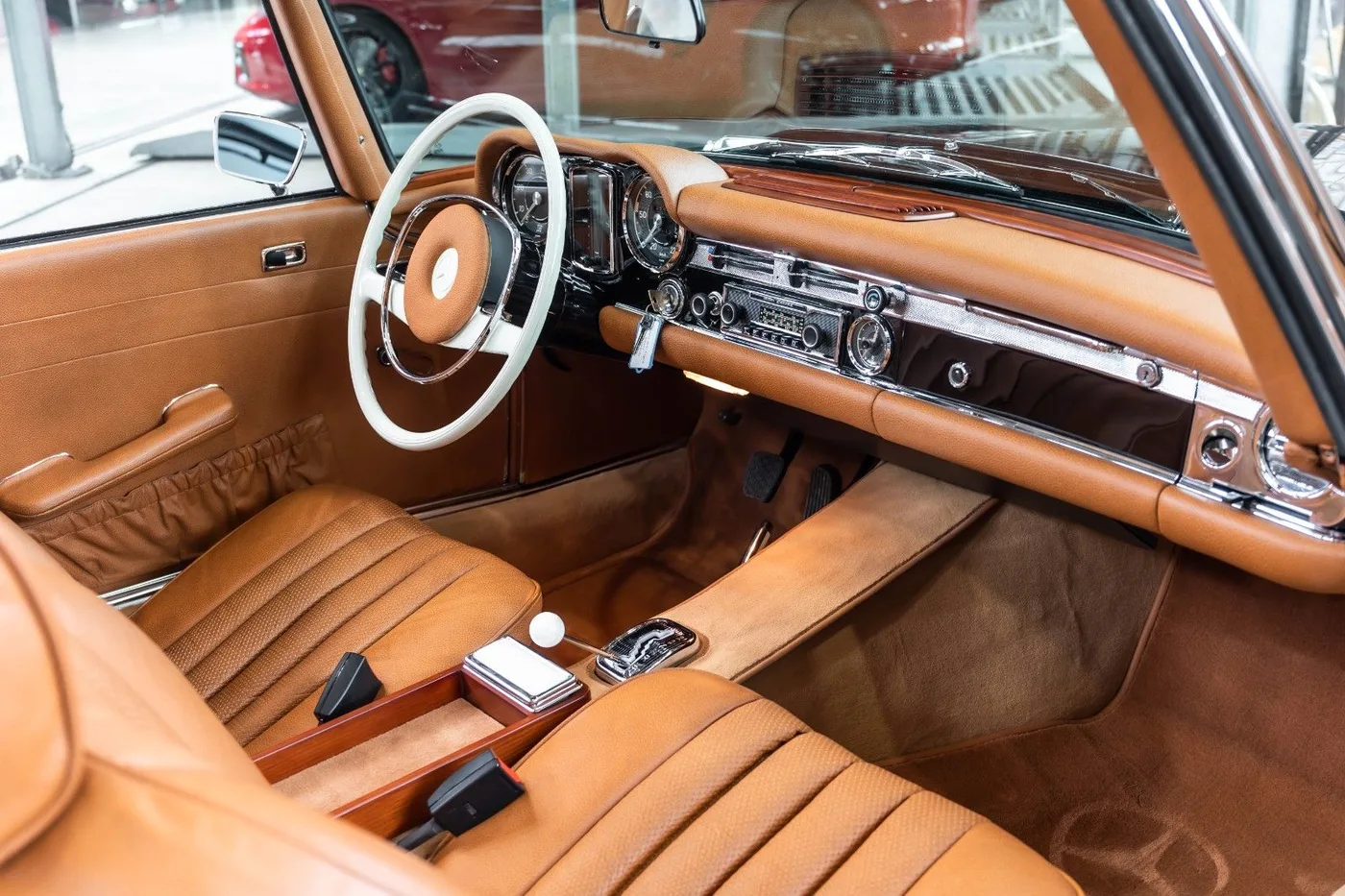 1970 Mercedes-Benz 280 SL Pagoda angeboten von einem Fachhändler in Neuss, Deutschland, Foto 10 von 10