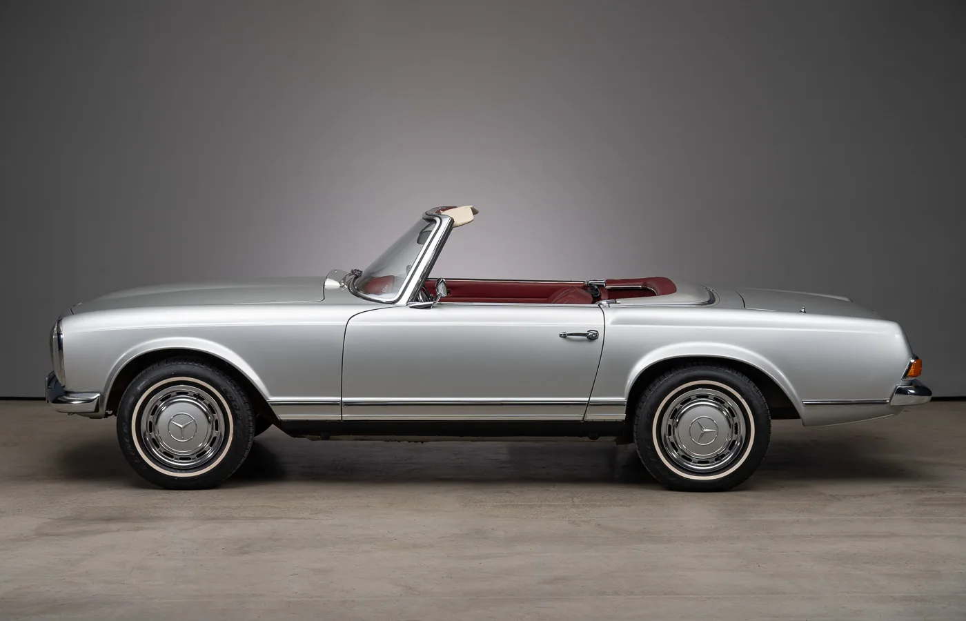 1970 Mercedes-Benz 280 SL, 5/30