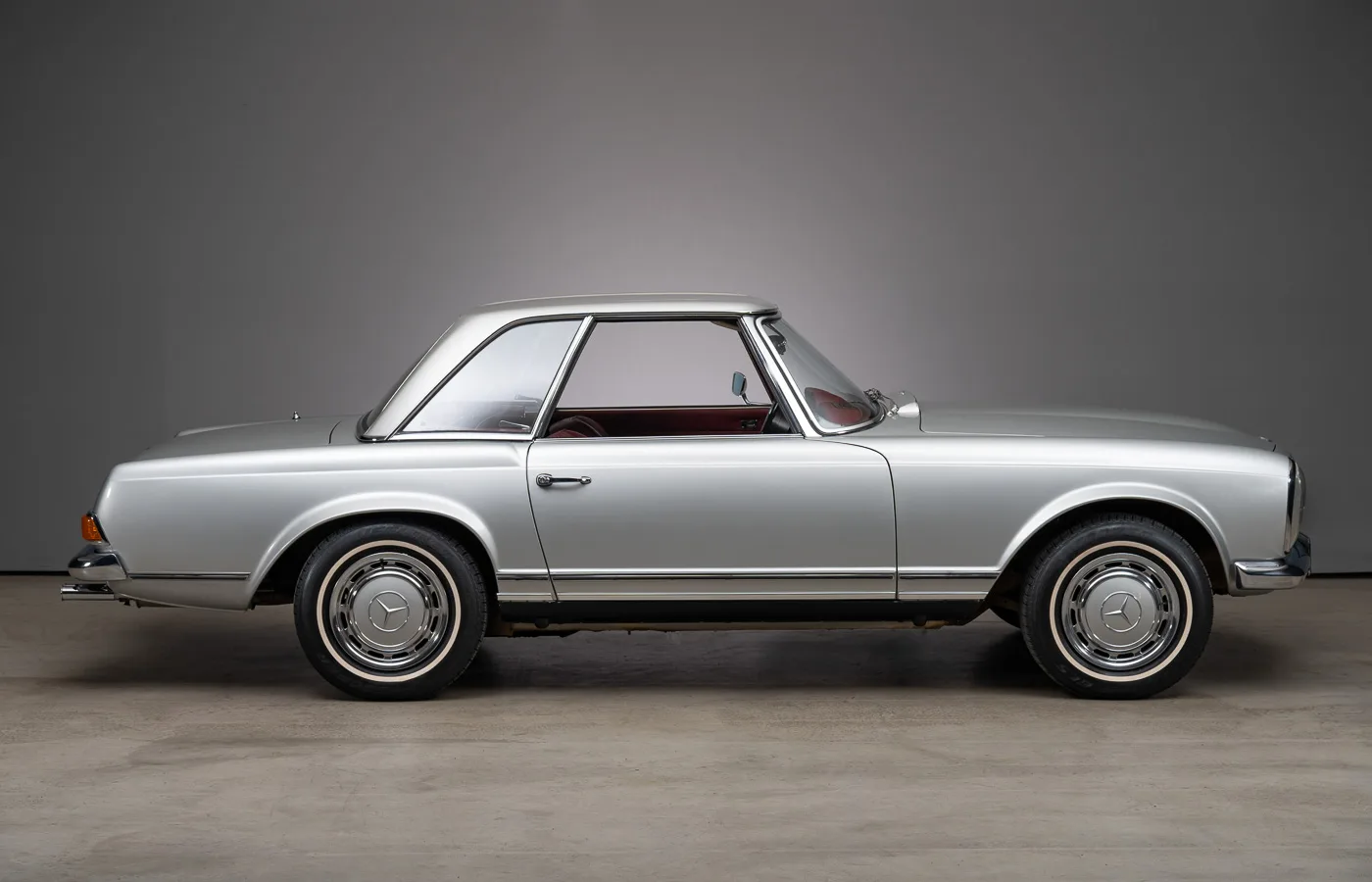 1970 Mercedes-Benz 280 SL, 6/30