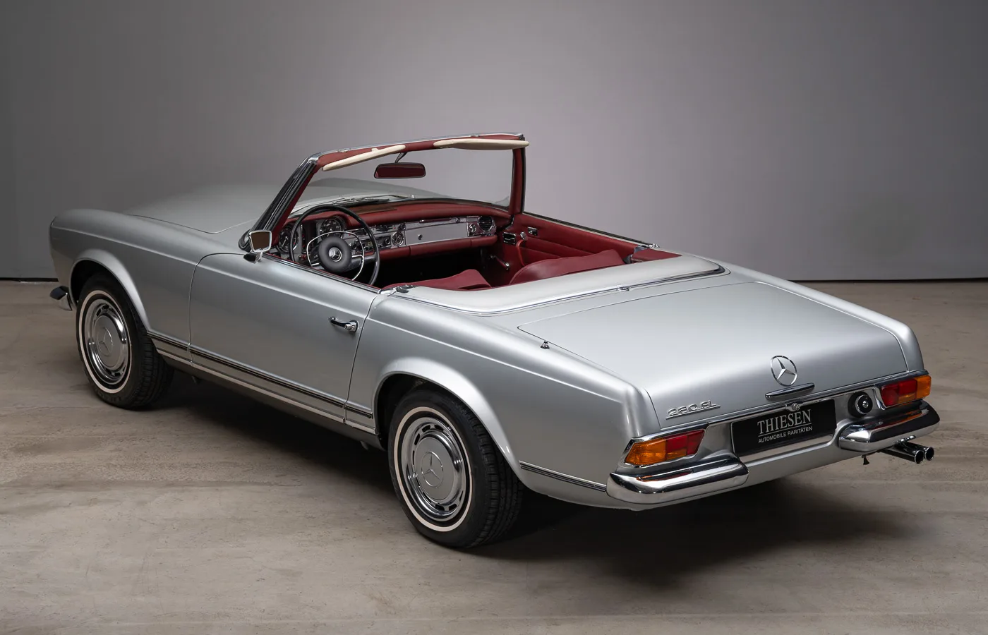 1970 Mercedes-Benz 280 SL, 18/30