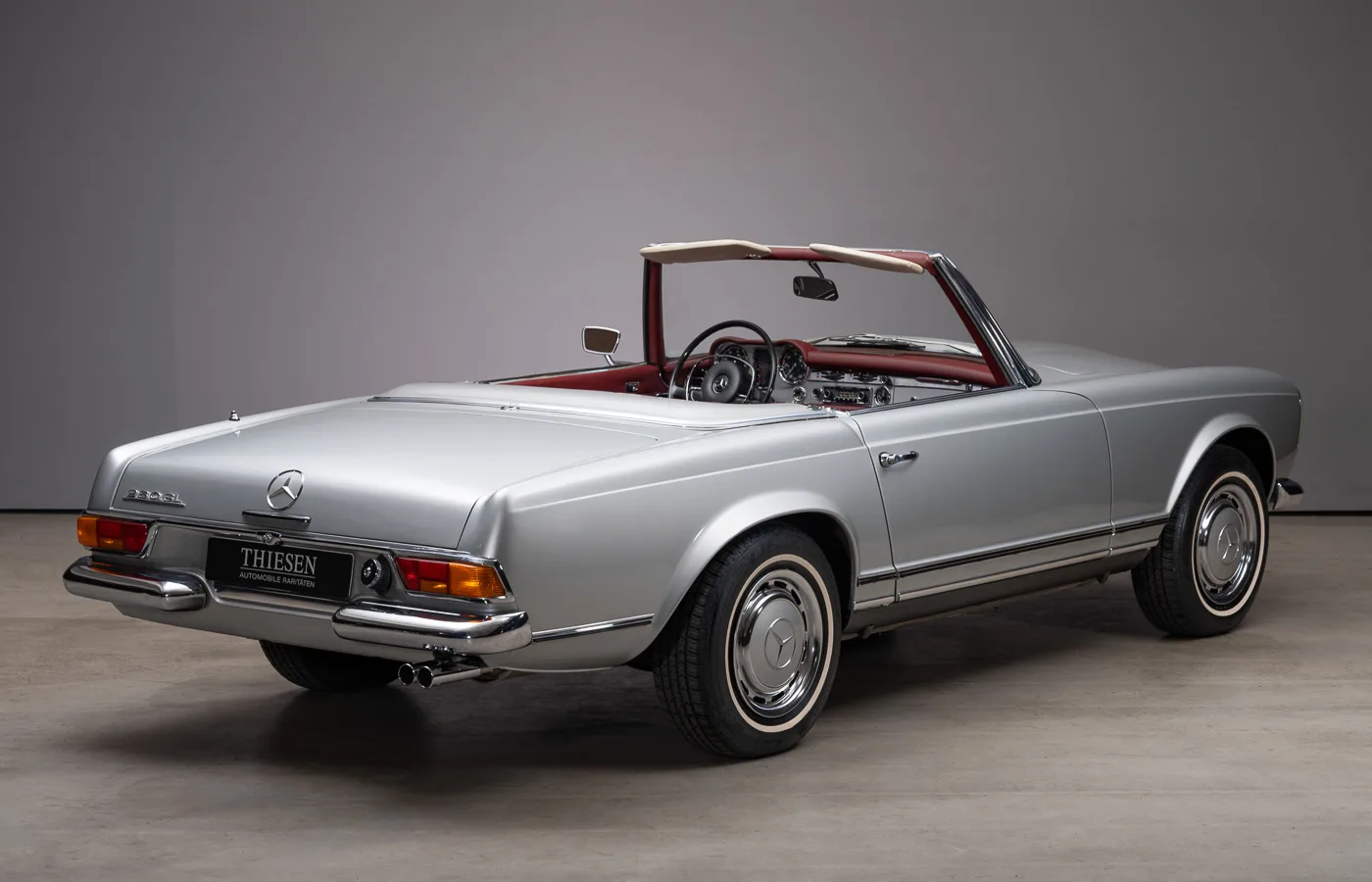 1970 Mercedes-Benz 280 SL, 21/30