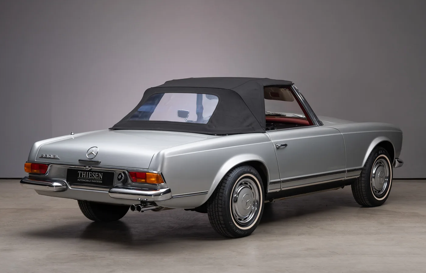 1970 Mercedes-Benz 280 SL, 22/30
