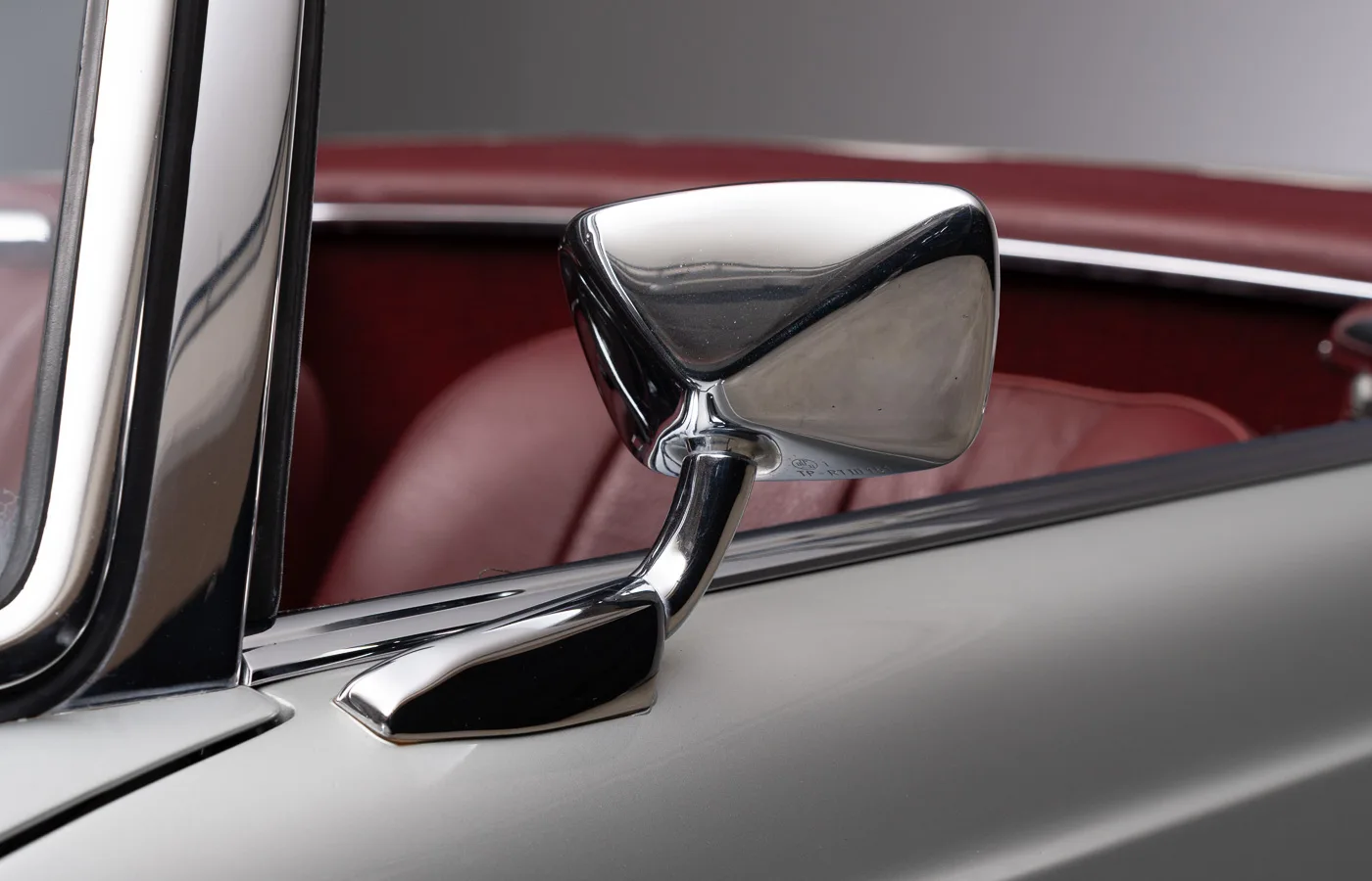 1970 Mercedes-Benz 280 SL, 26/30