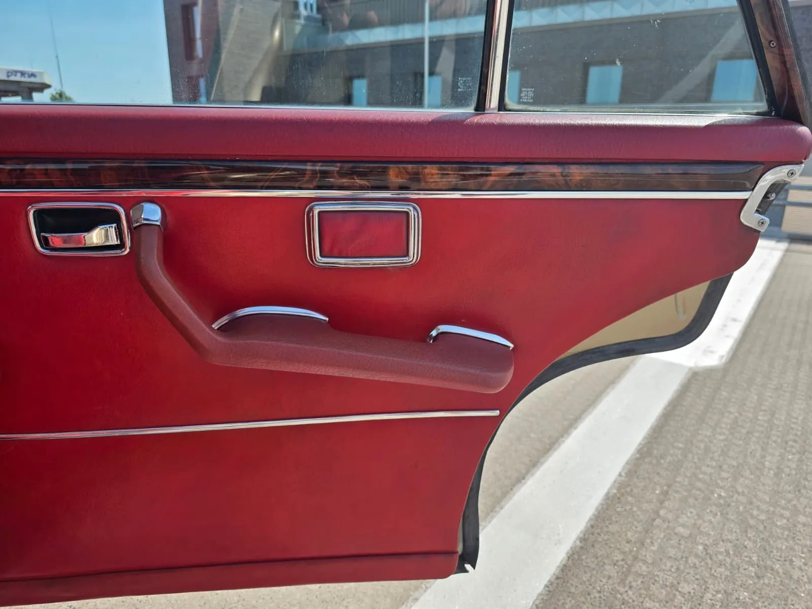 1970 Mercedes-Benz 300 SEL 6.3, 27/30