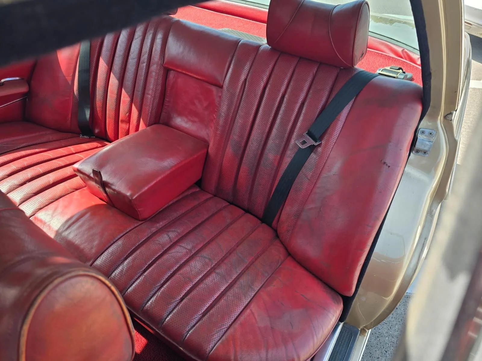 1970 Mercedes-Benz 300 SEL 6.3, 28/30