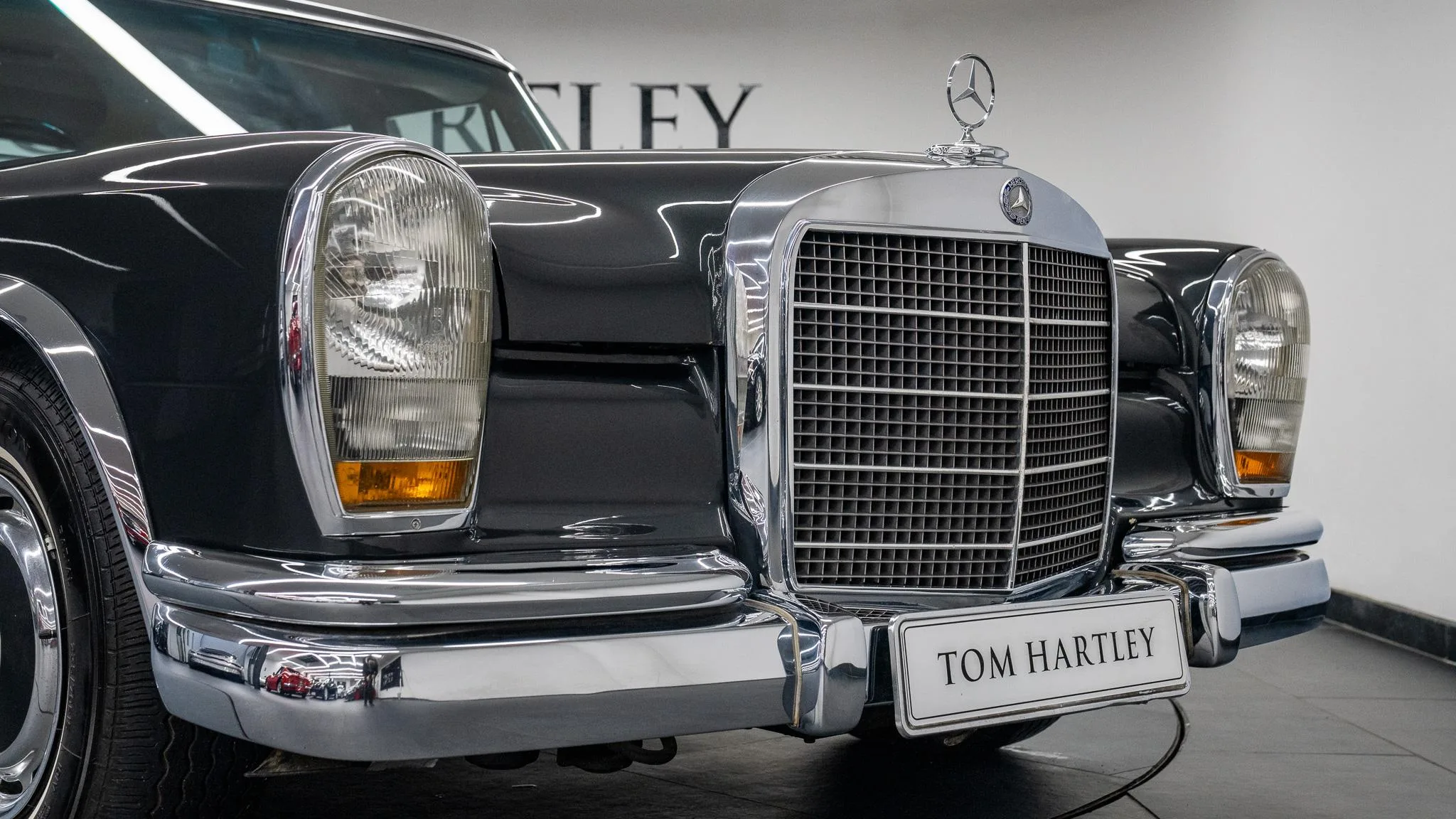 1970 Mercedes-Benz 600 proposée par un concessionnaire spécialisé à Swadlincote, Royaume-Uni, photo principale