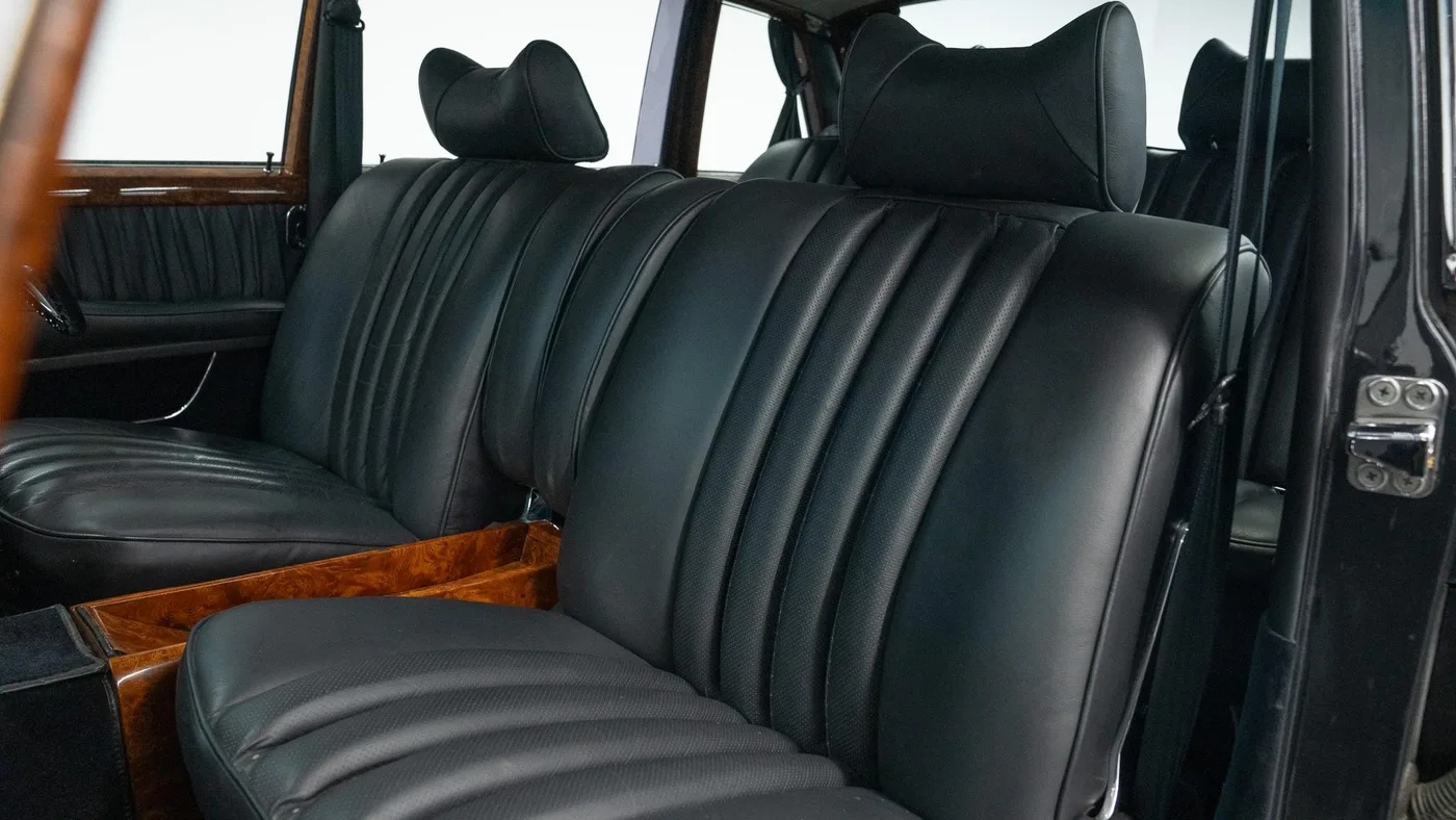 1970 Mercedes-Benz 600 proposée par un concessionnaire spécialisé à Swadlincote, Royaume-Uni, photo 7 sur 15