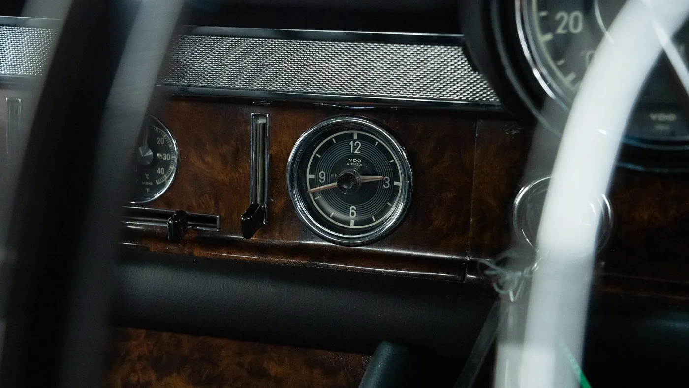1970 Mercedes-Benz 600 proposée par un concessionnaire spécialisé à Swadlincote, Royaume-Uni, photo 9 sur 15