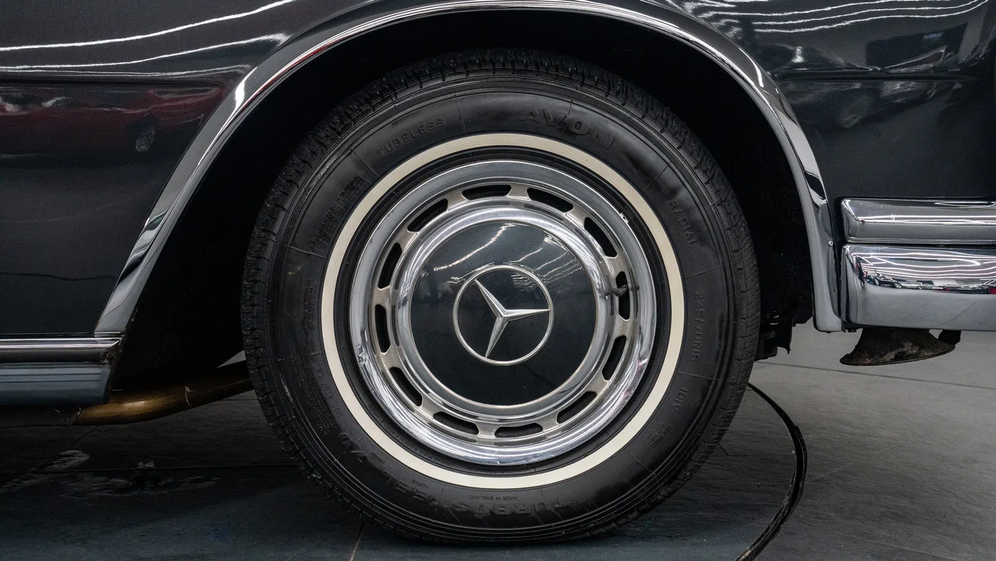1970 Mercedes-Benz 600 proposée par un concessionnaire spécialisé à Swadlincote, Royaume-Uni, photo 15 sur 15