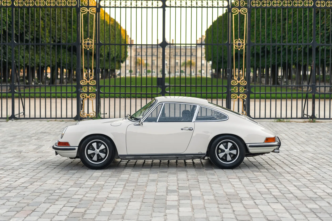 1970 Porsche 911 S 2.2 Coupé, 2/30