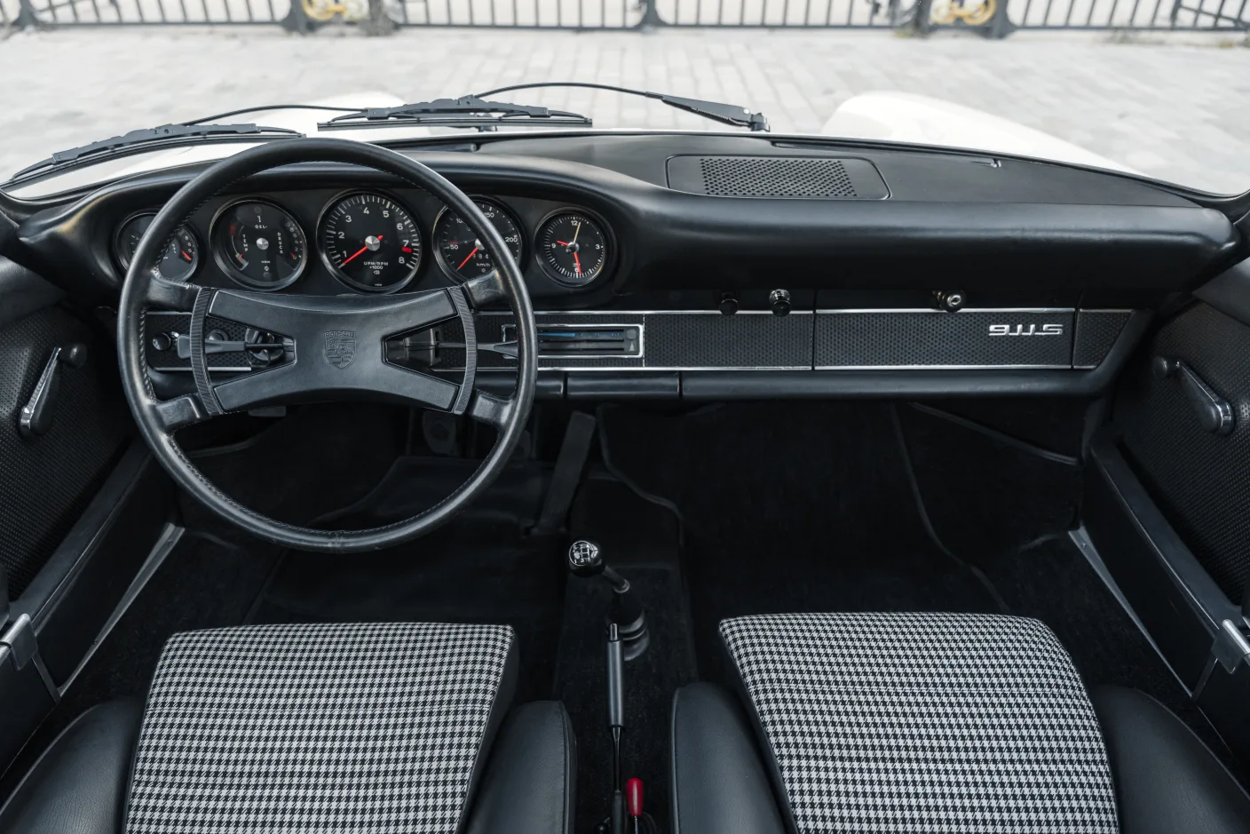 1970 Porsche 911 S 2.2 Coupé, 8/30