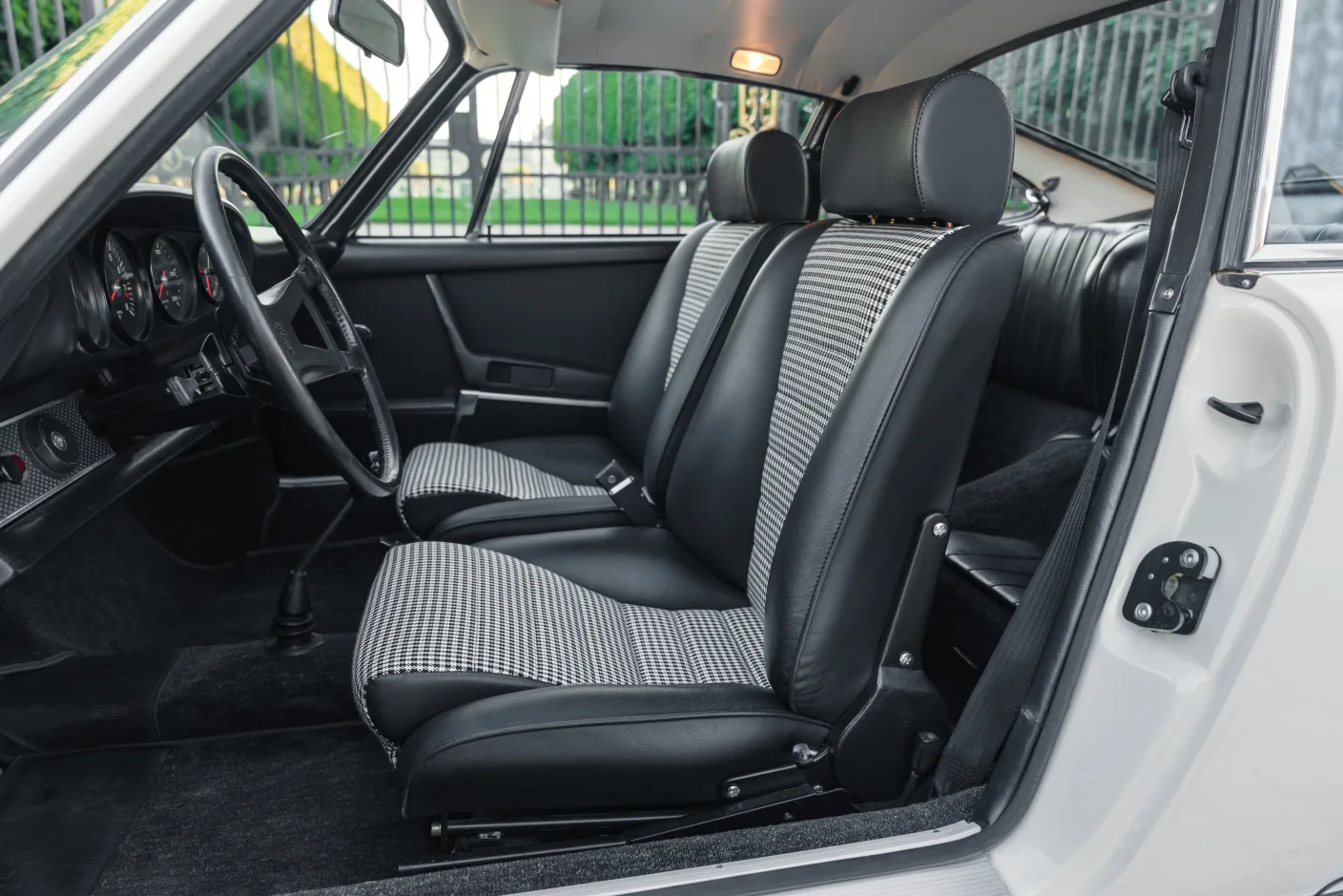 1970 Porsche 911 S 2.2 Coupé, 10/30
