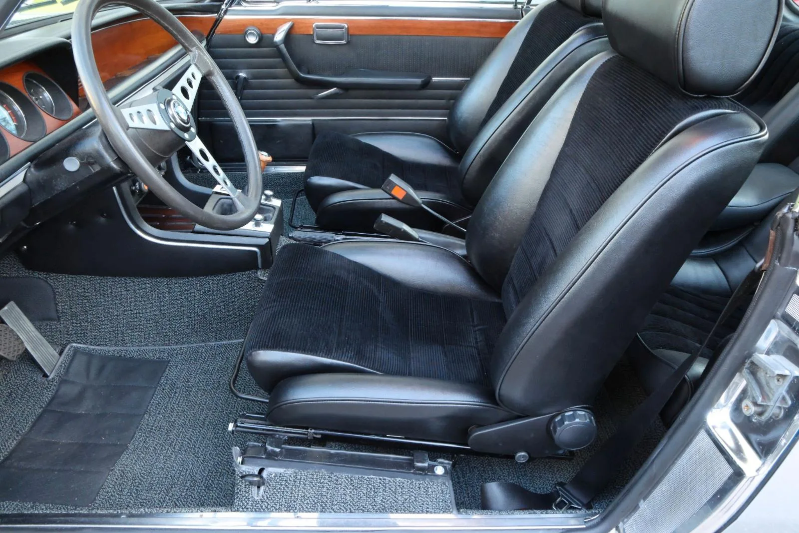 1971 BMW 3.0 CSi, 16/24