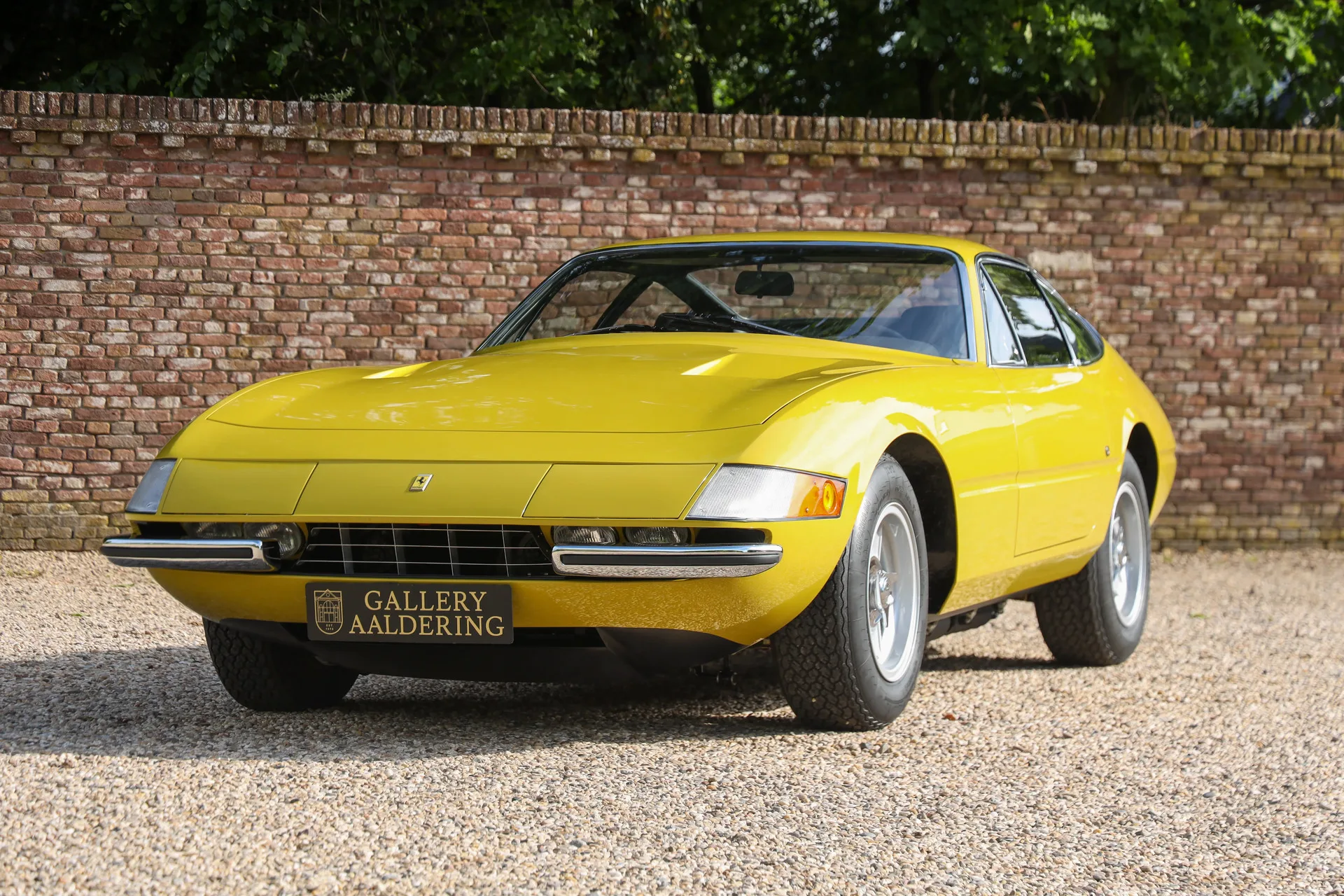 1971 Ferrari 365 GTB/4 Daytona offered by a specialist dealer in Brummen, Netherlands, main photo