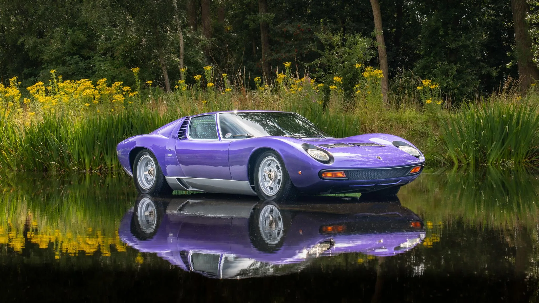 1971 Lamborghini Miura S SV specification proposée par un concessionnaire spécialisé à Swadlincote, Royaume-Uni, photo principale