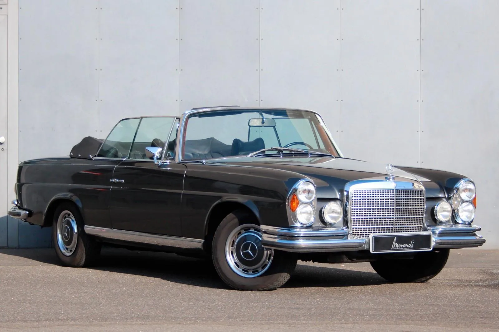 1971 Mercedes-Benz 280 SE 3.5 Cabriolet, 9/25