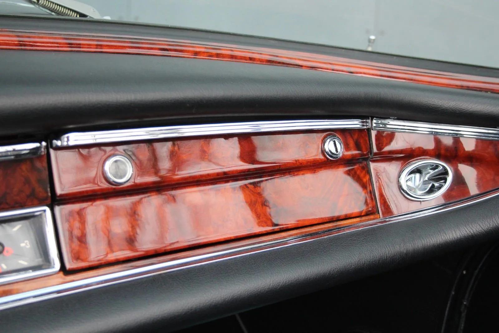 1971 Mercedes-Benz 280 SE 3.5 Cabriolet, 21/25