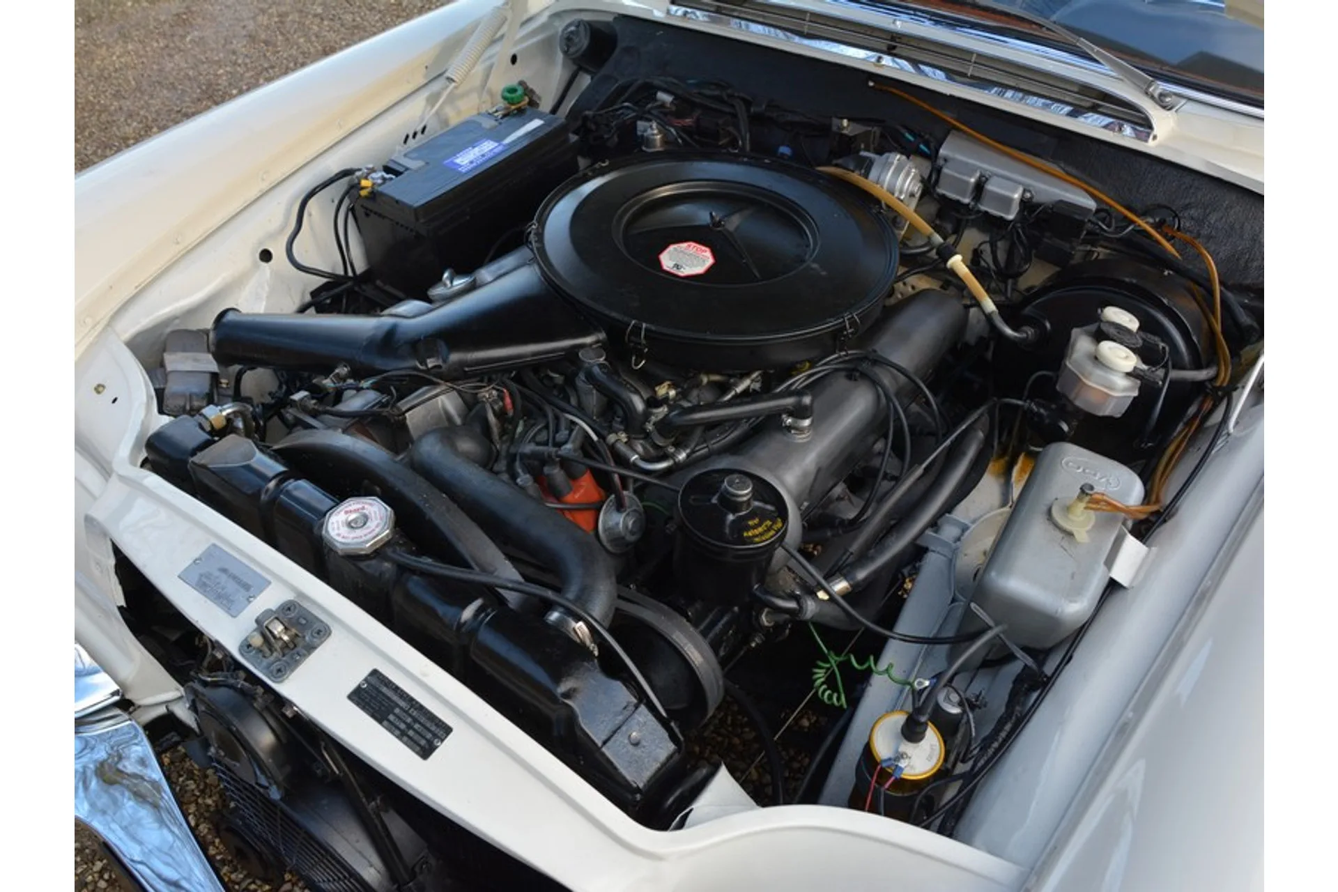 1971 Mercedes-Benz 280 SE 3.5 Coupé, 4/30