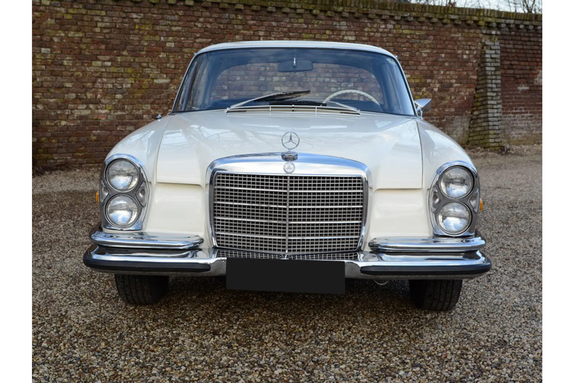 1971 Mercedes-Benz 280 SE 3.5 Coupé, 5/30