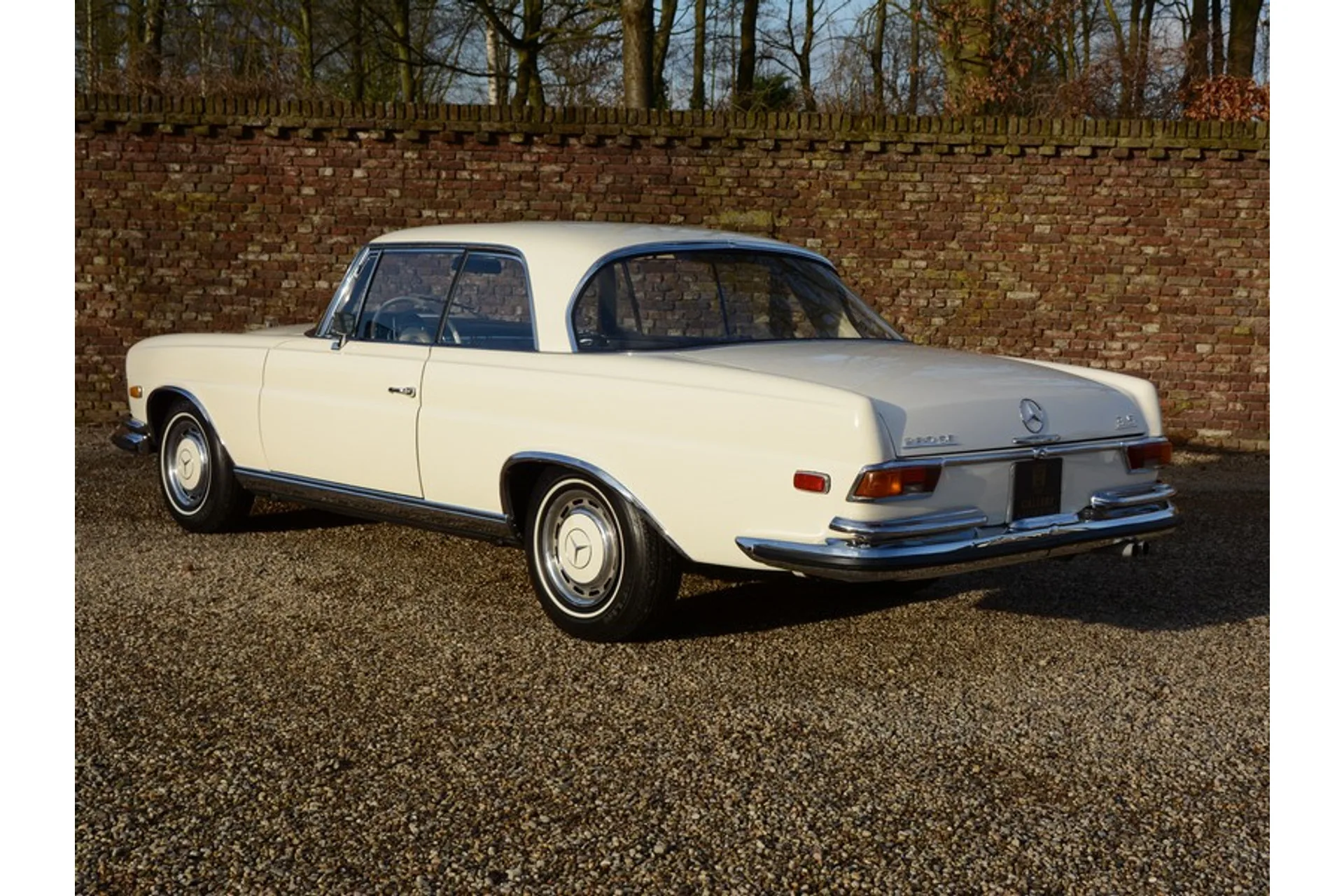 1971 Mercedes-Benz 280 SE 3.5 Coupé, 9/30