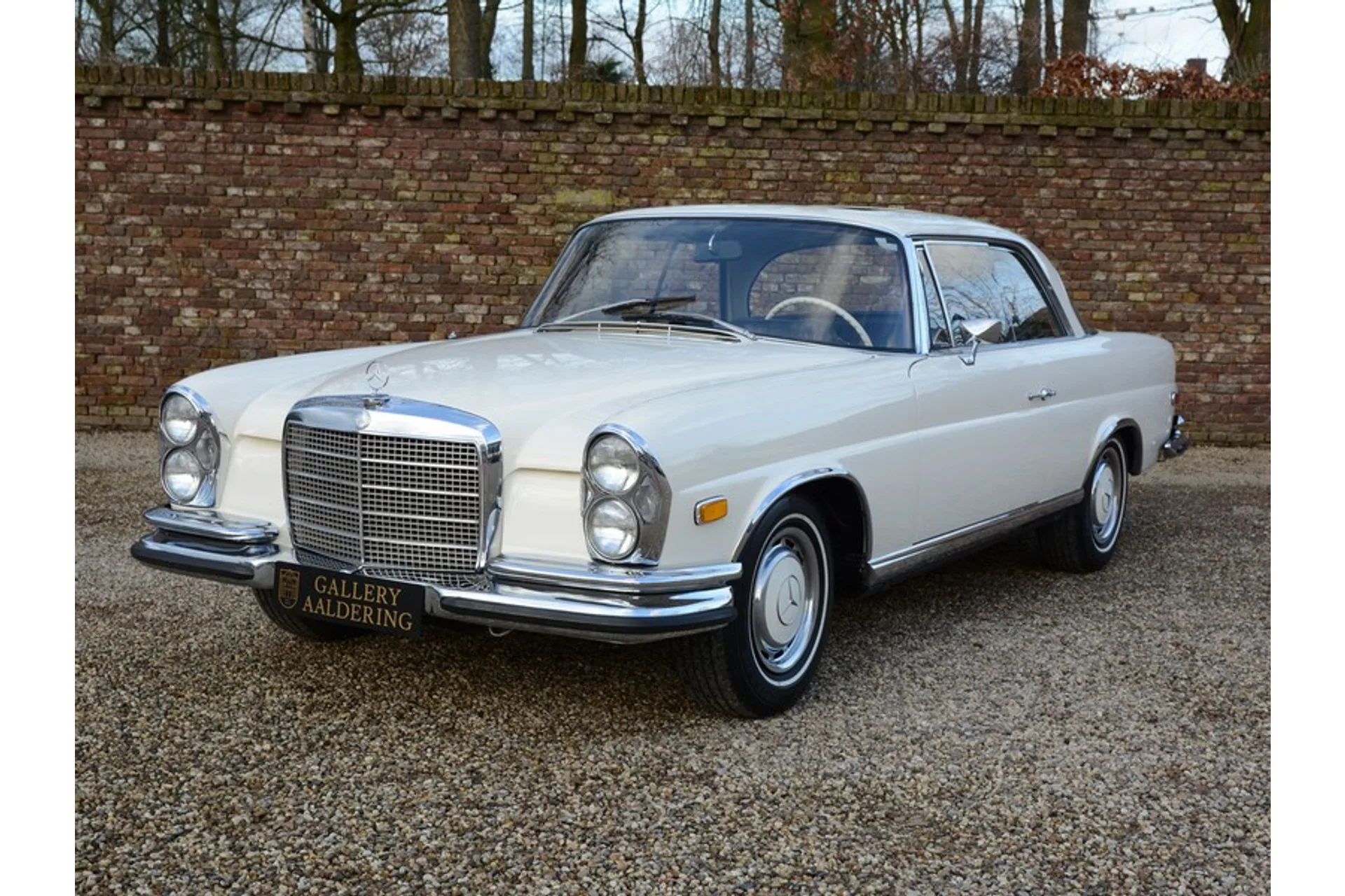 1971 Mercedes-Benz 280 SE 3.5 Coupé, 17/30
