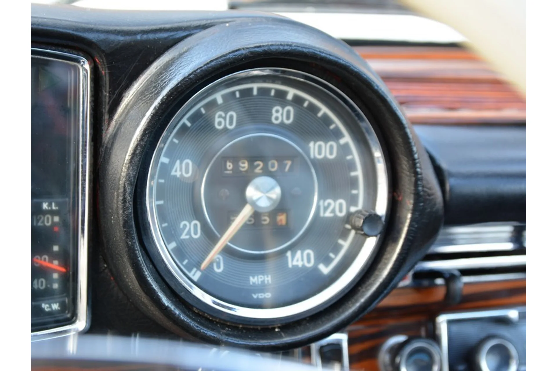 1971 Mercedes-Benz 280 SE 3.5 Coupé, 26/30