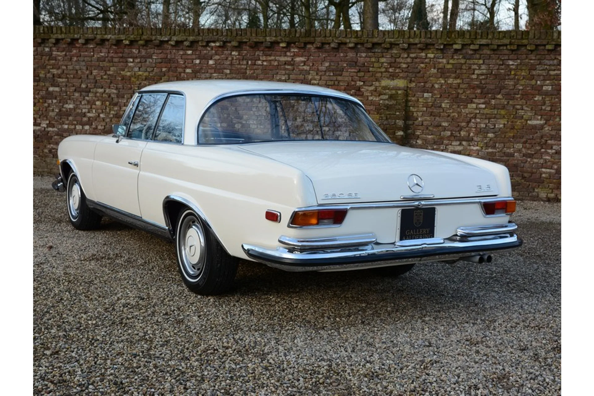 1971 Mercedes-Benz 280 SE 3.5 Coupé, 29/30
