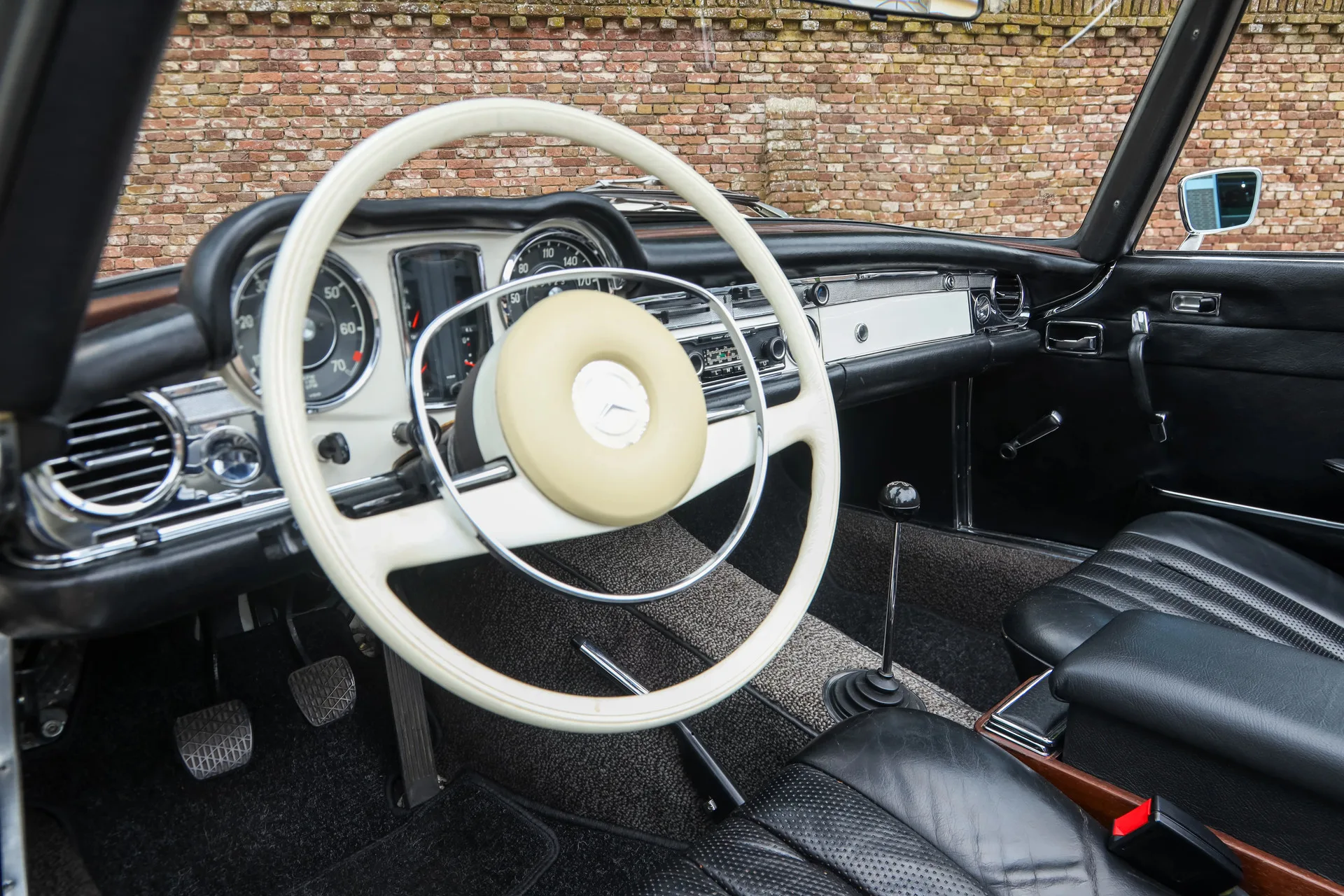 1971 Mercedes-Benz 280 SL, 4/30