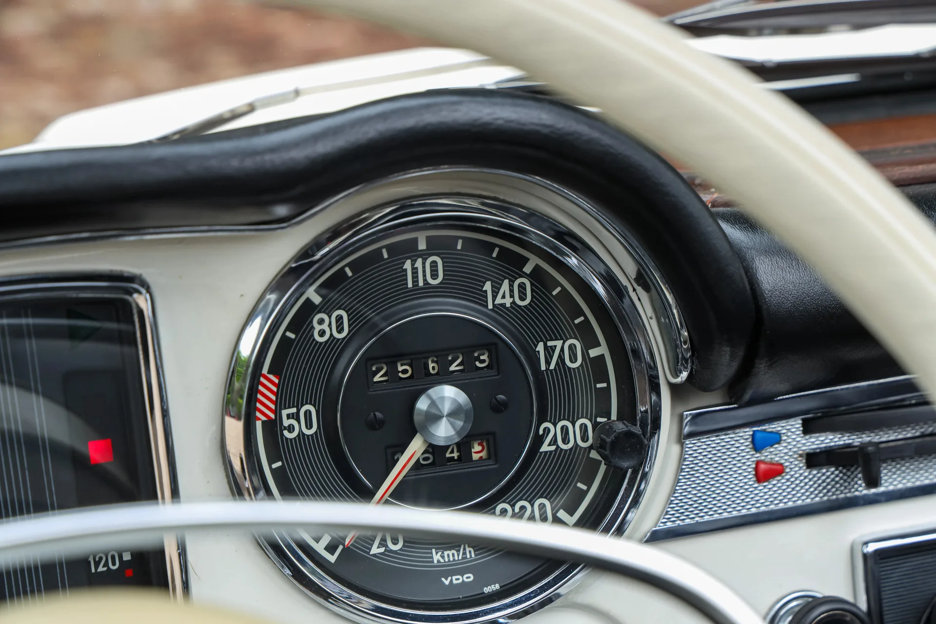 1971 Mercedes-Benz 280 SL, 11/30