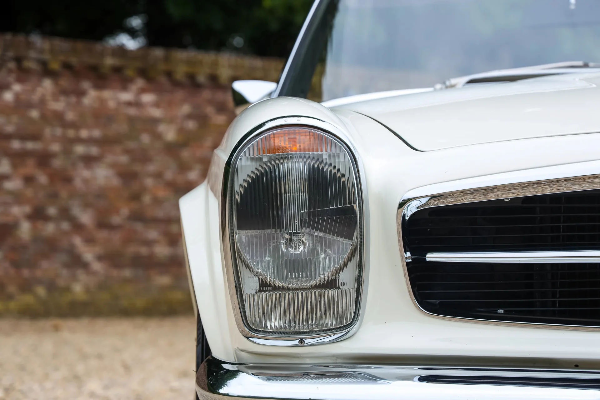 1971 Mercedes-Benz 280 SL, 13/30