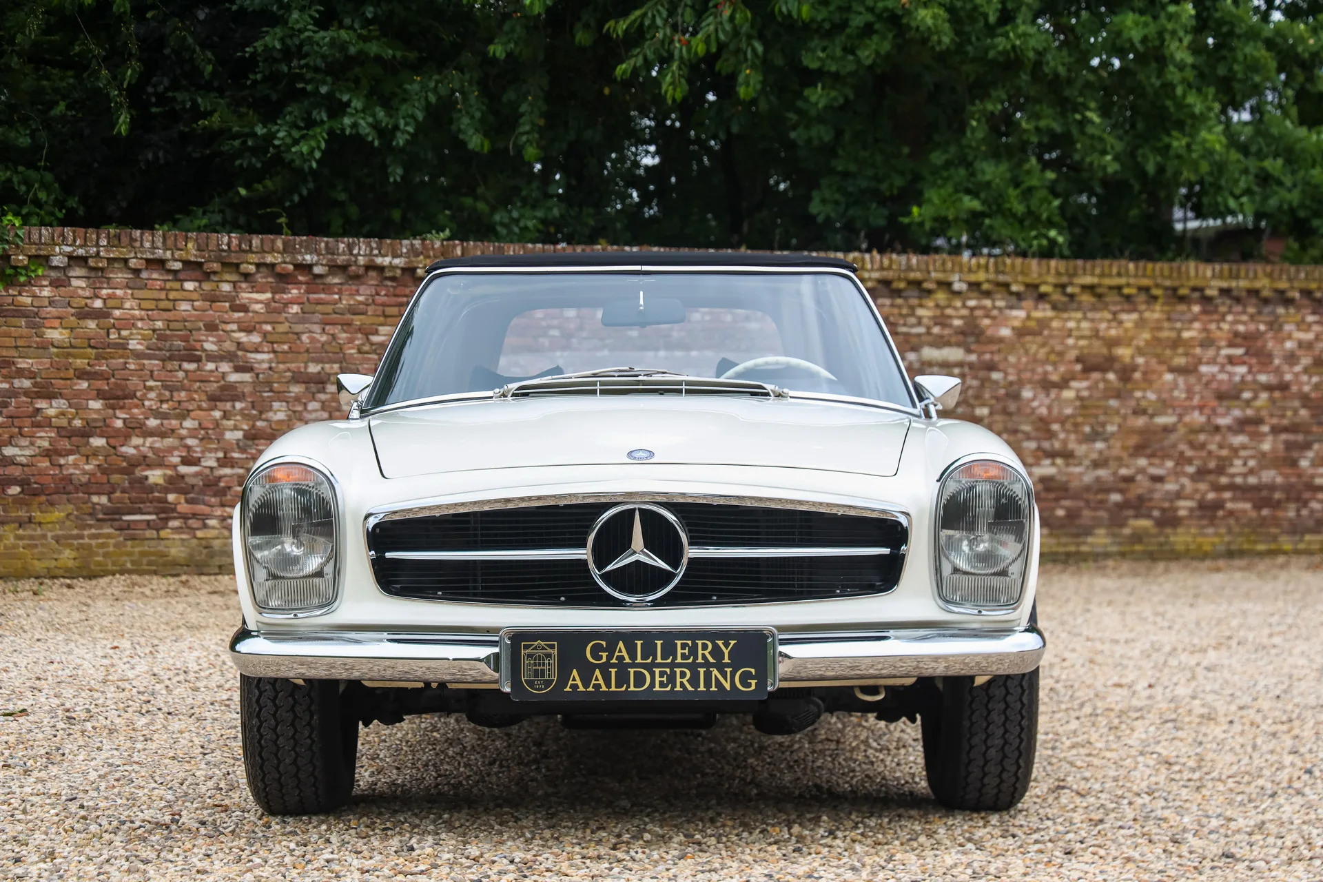 1971 Mercedes-Benz 280 SL, 14/30